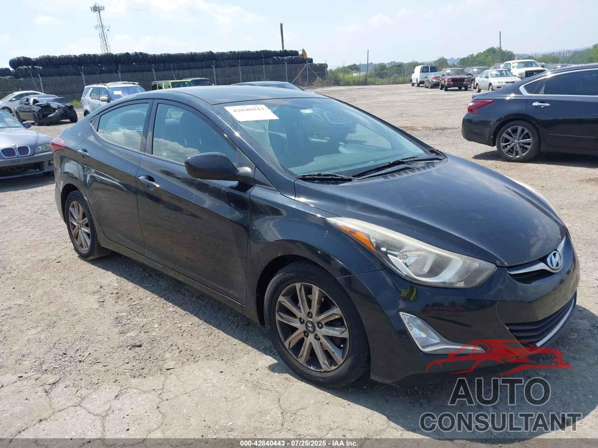 HYUNDAI ELANTRA 2015 - KMHDH4AE3FU235713