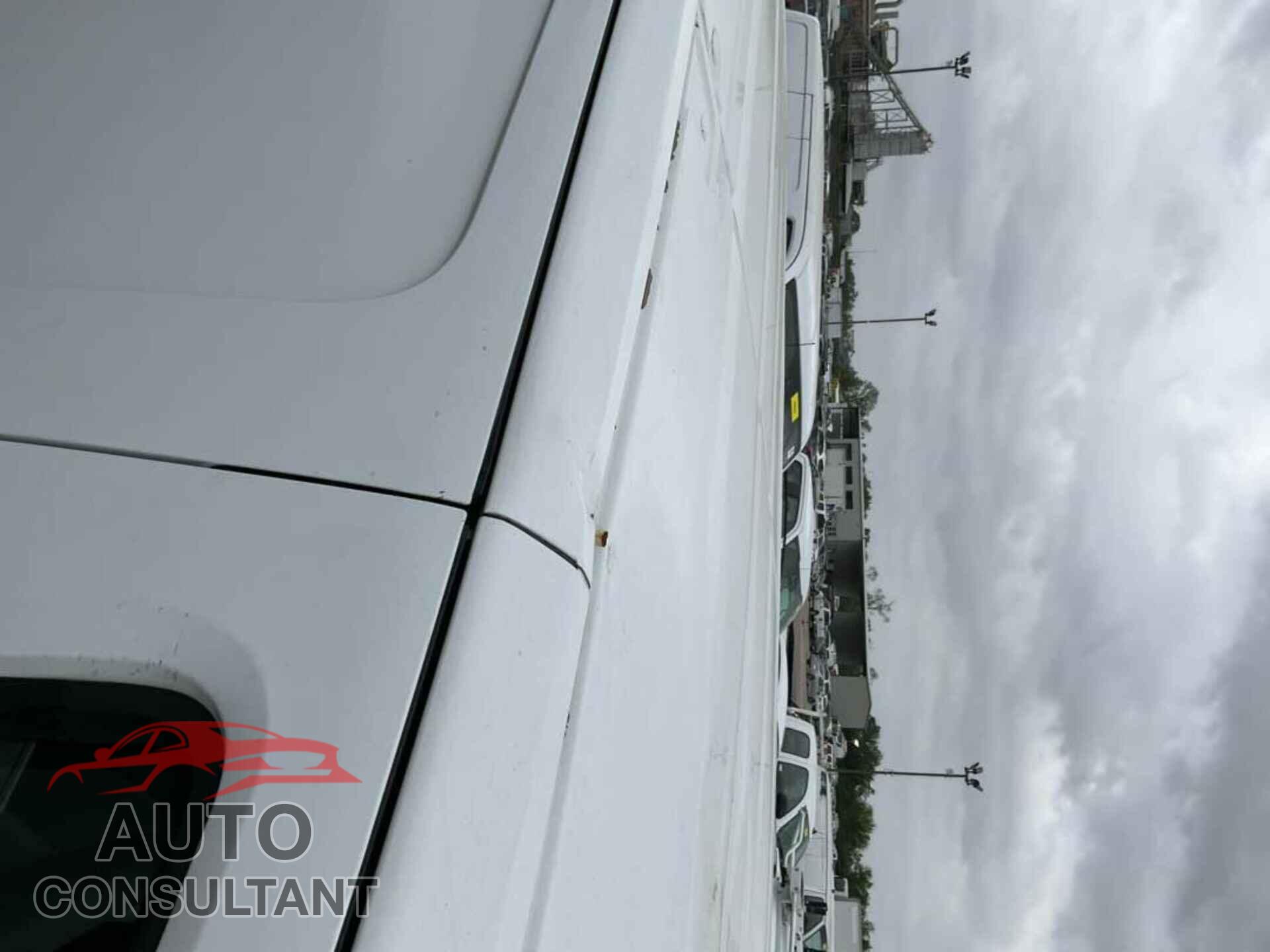 FORD TRANSIT 2015 - 1FTNE1YM7FKB30004