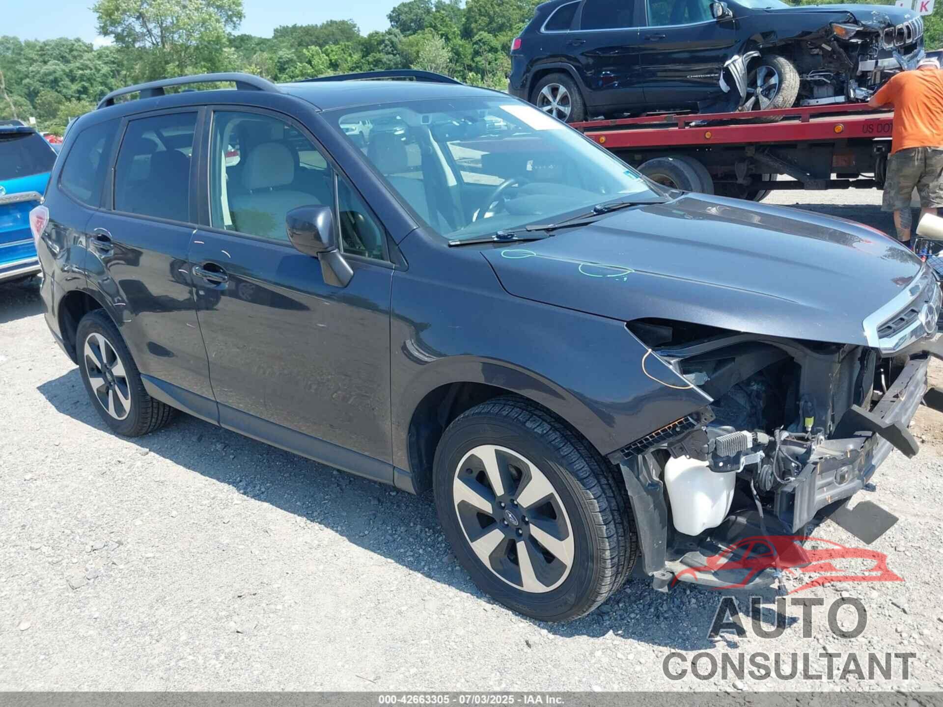 SUBARU FORESTER 2018 - JF2SJAGC0JH528556