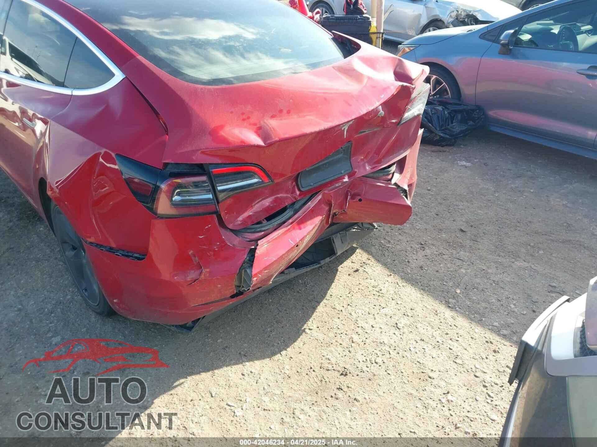 TESLA MODEL 3 2020 - 5YJ3E1EA0LF611657