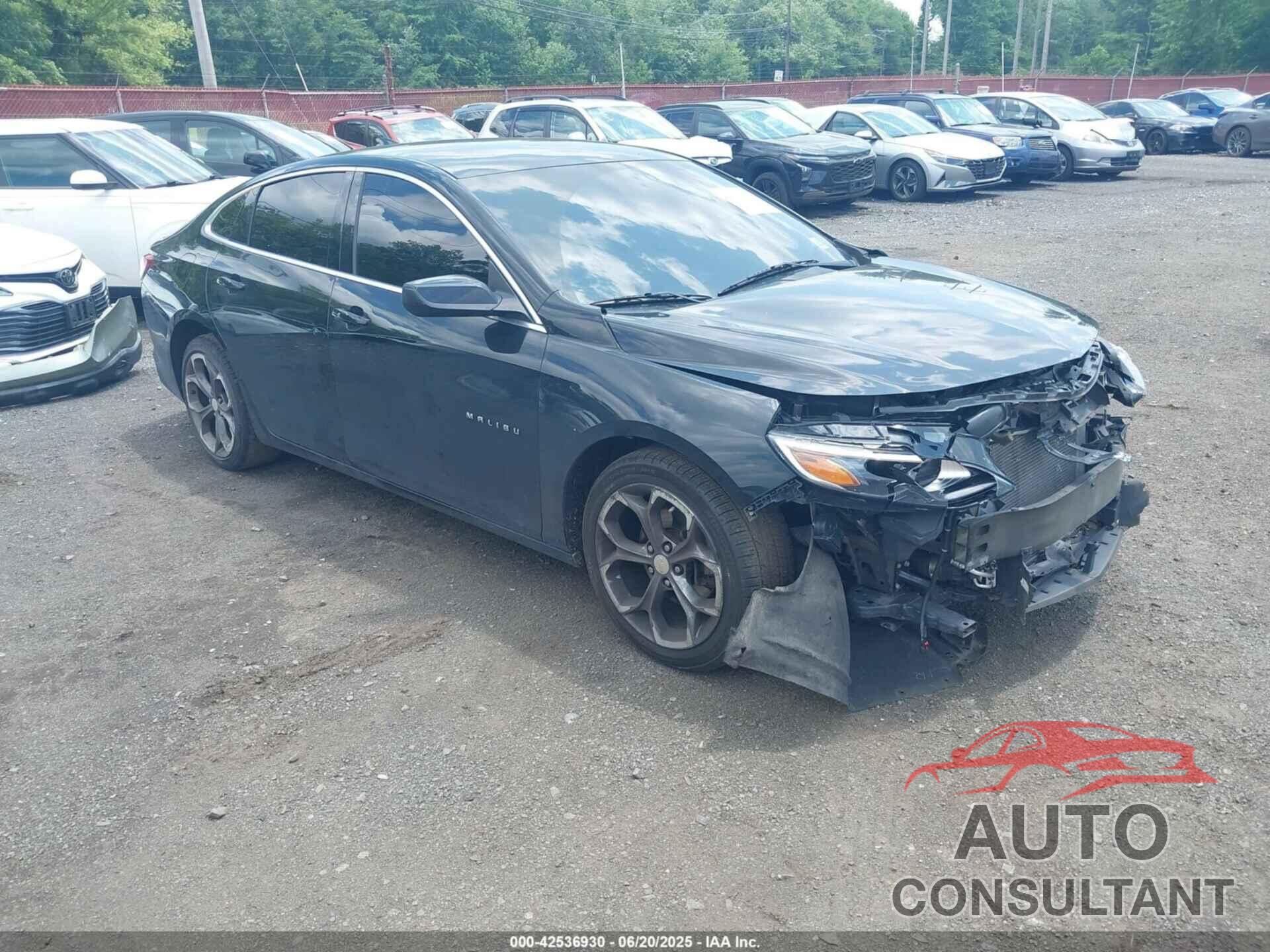 CHEVROLET MALIBU 2020 - 1G1ZD5ST7LF130786