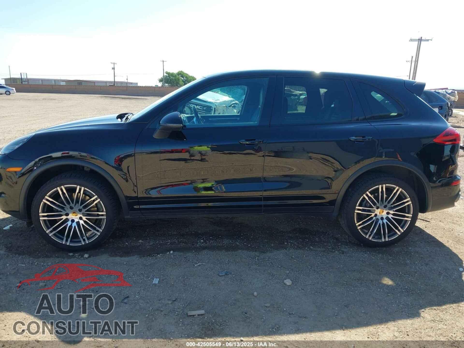 PORSCHE CAYENNE 2016 - WP1AA2A27GLA01974