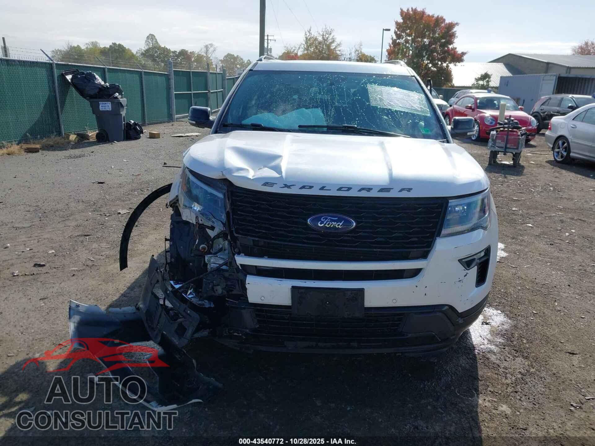 FORD EXPLORER 2018 - 1FM5K8GTXJGB85015