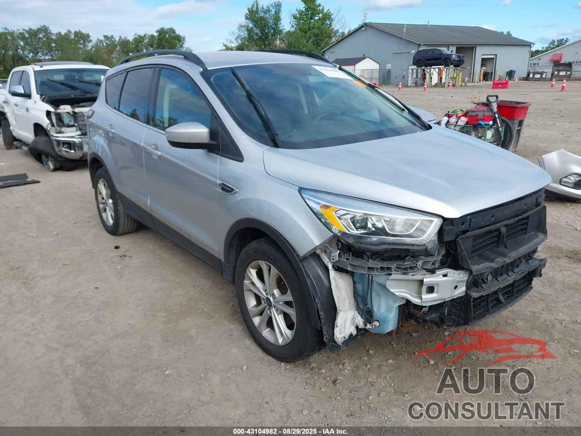 FORD ESCAPE 2018 - 1FMCU0HD9JUA20598