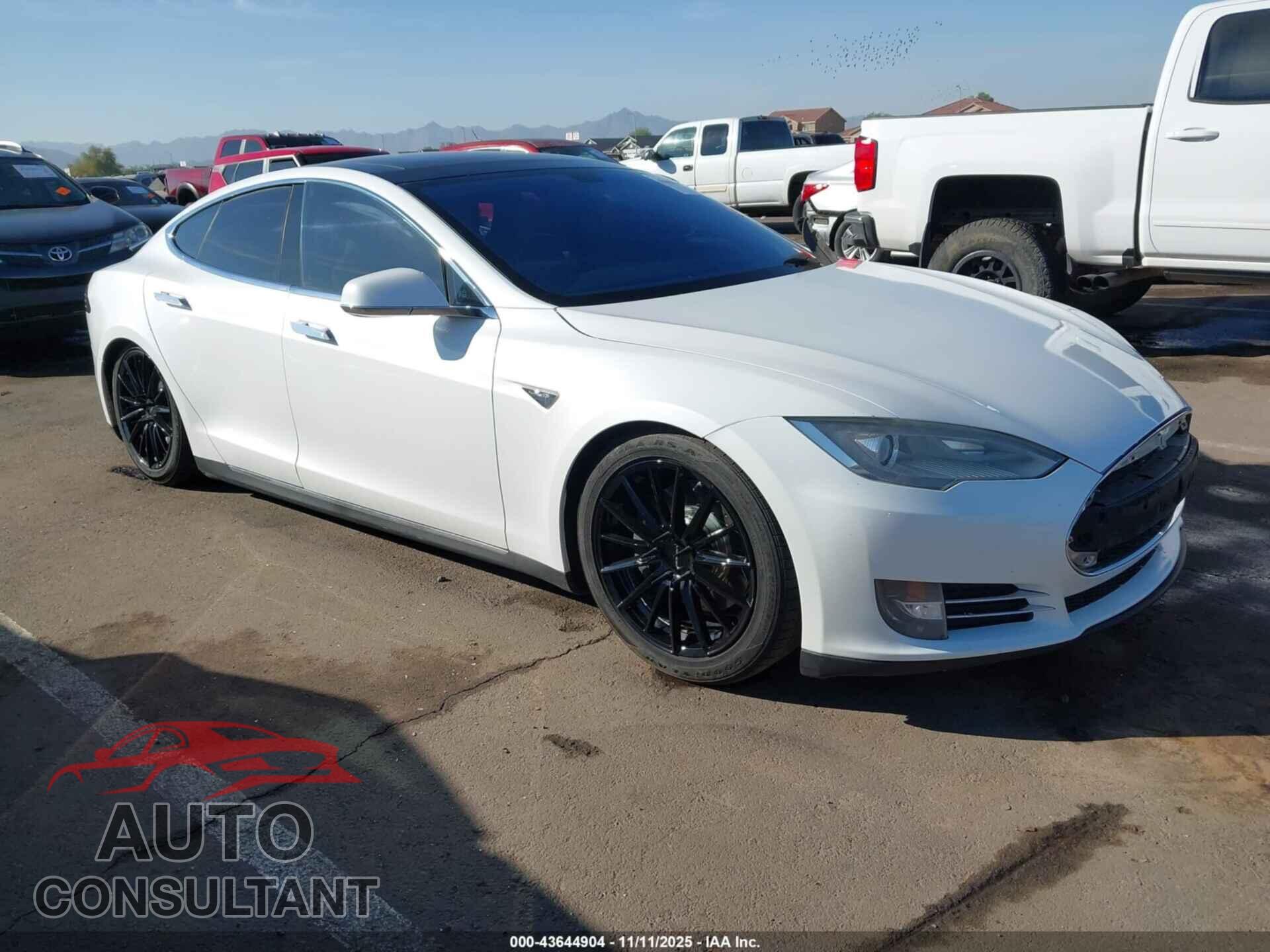 TESLA MODEL S 2012 - 5YJSA1DN6CFS00369