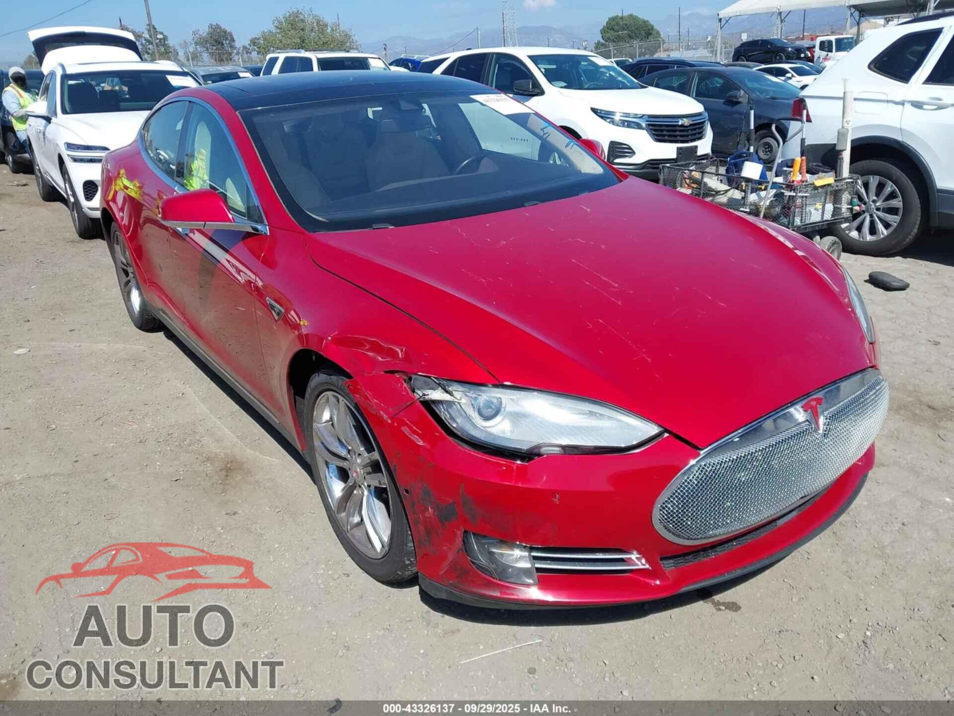 TESLA MODEL S 2014 - 5YJSA1H23EFP64306