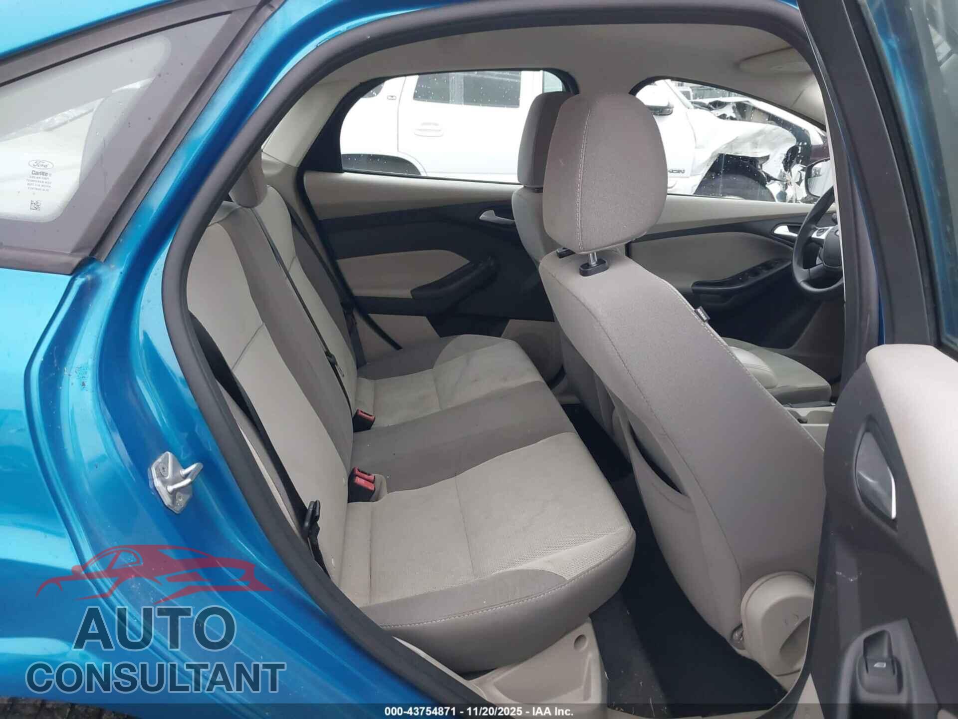 FORD FOCUS 2013 - 1FADP3F26DL364005