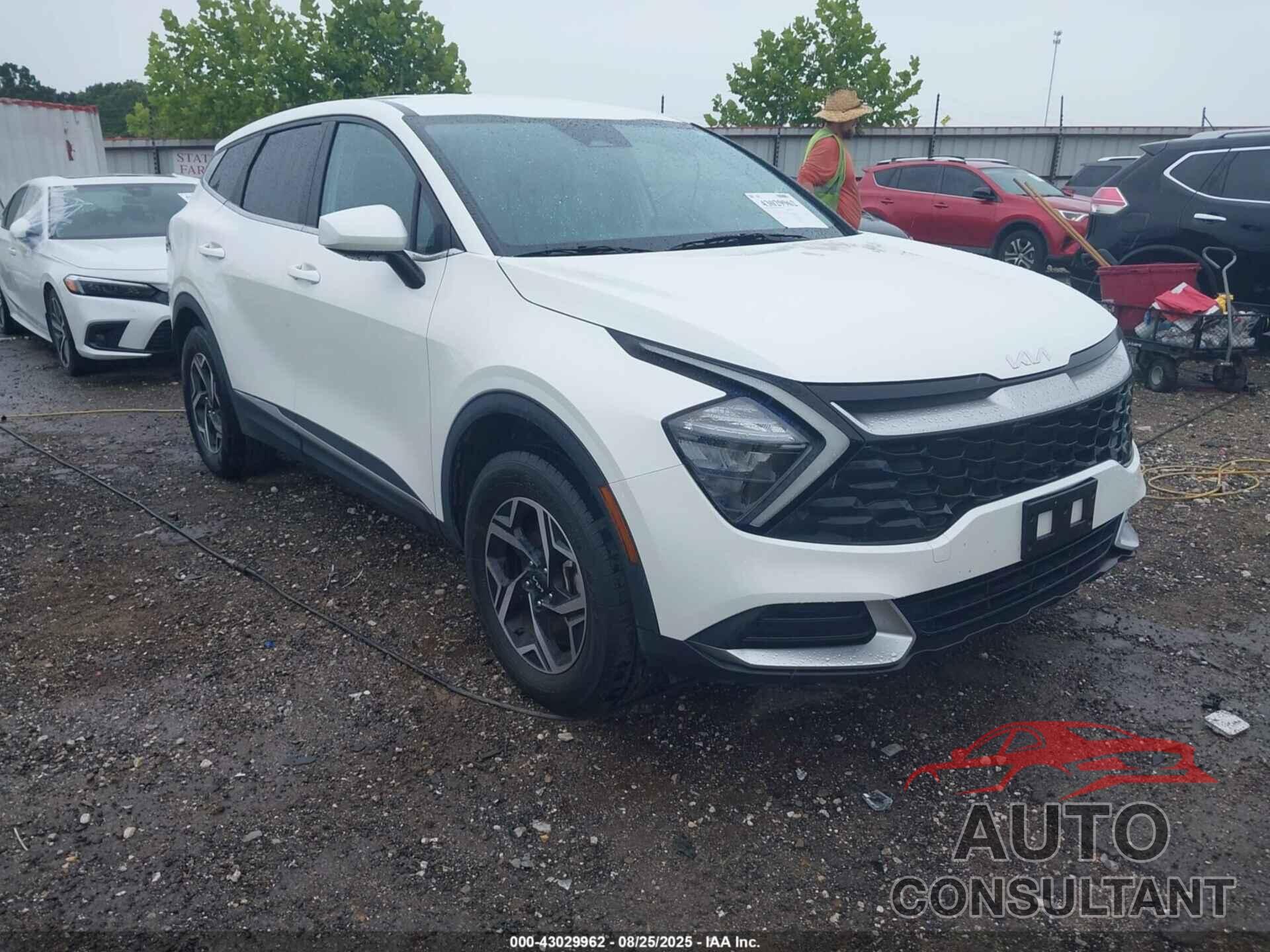 KIA SPORTAGE 2023 - KNDPUCAF0P7078903