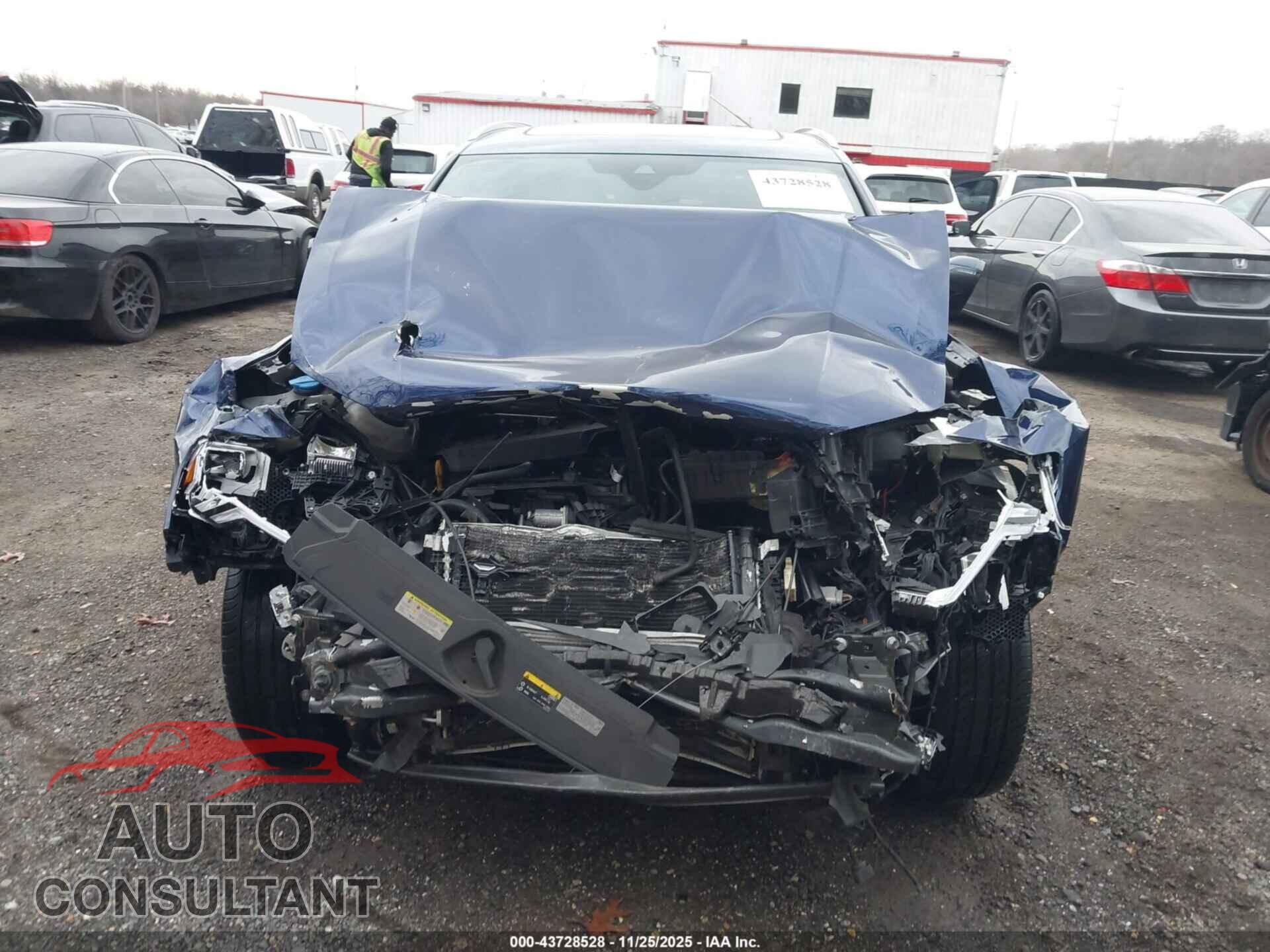 AUDI Q3 2021 - WA1EECF3XM1090794