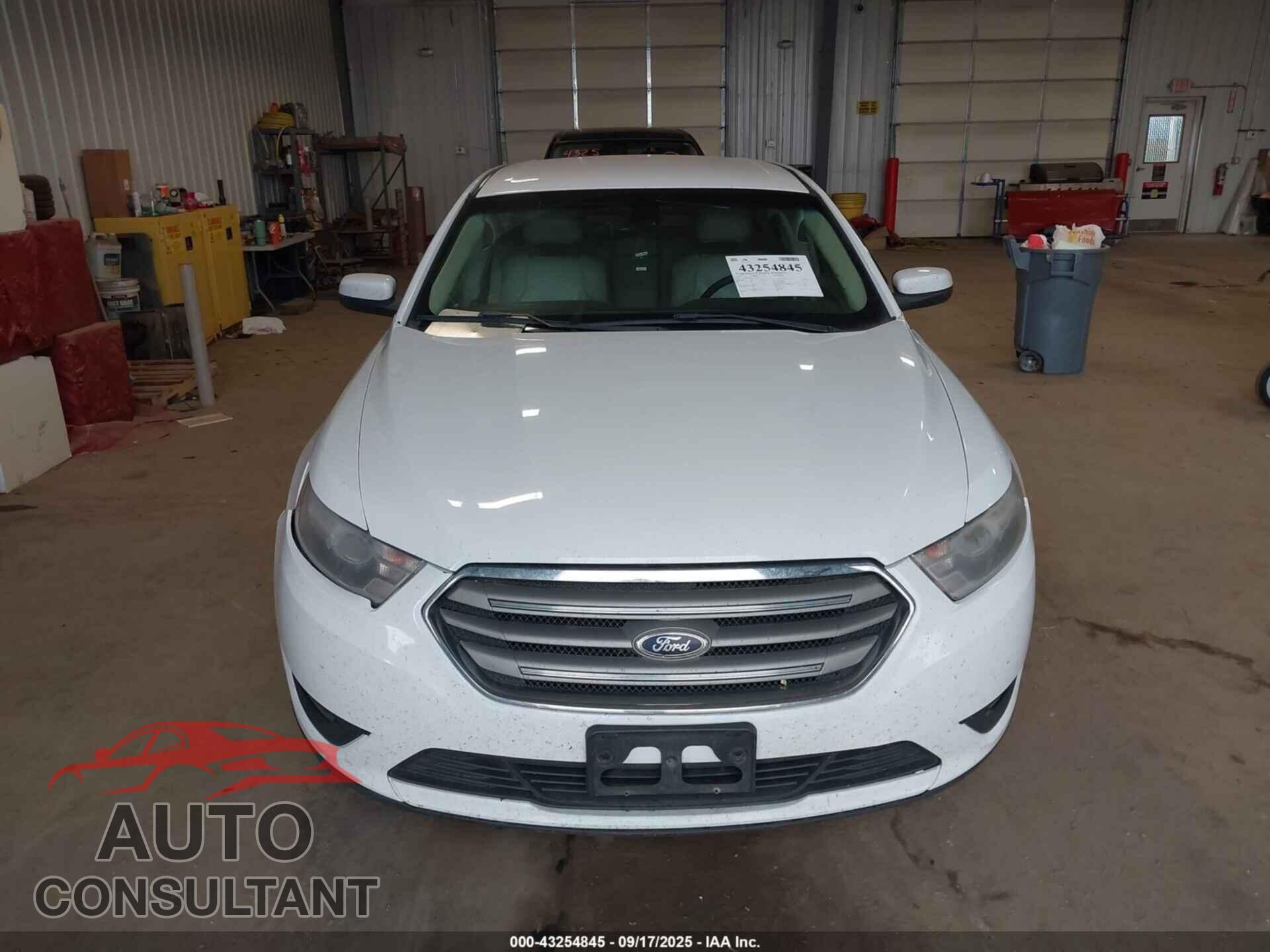 FORD TAURUS 2014 - 1FAHP2H83EG182415