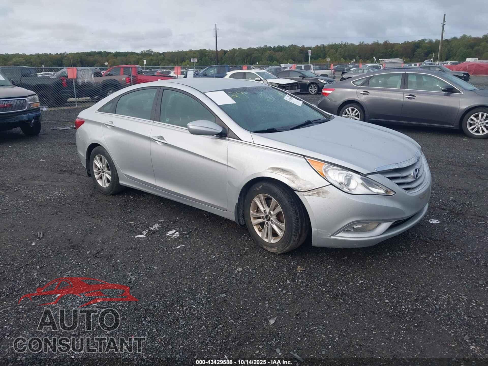 HYUNDAI SONATA 2013 - 5NPEB4AC2DH733529