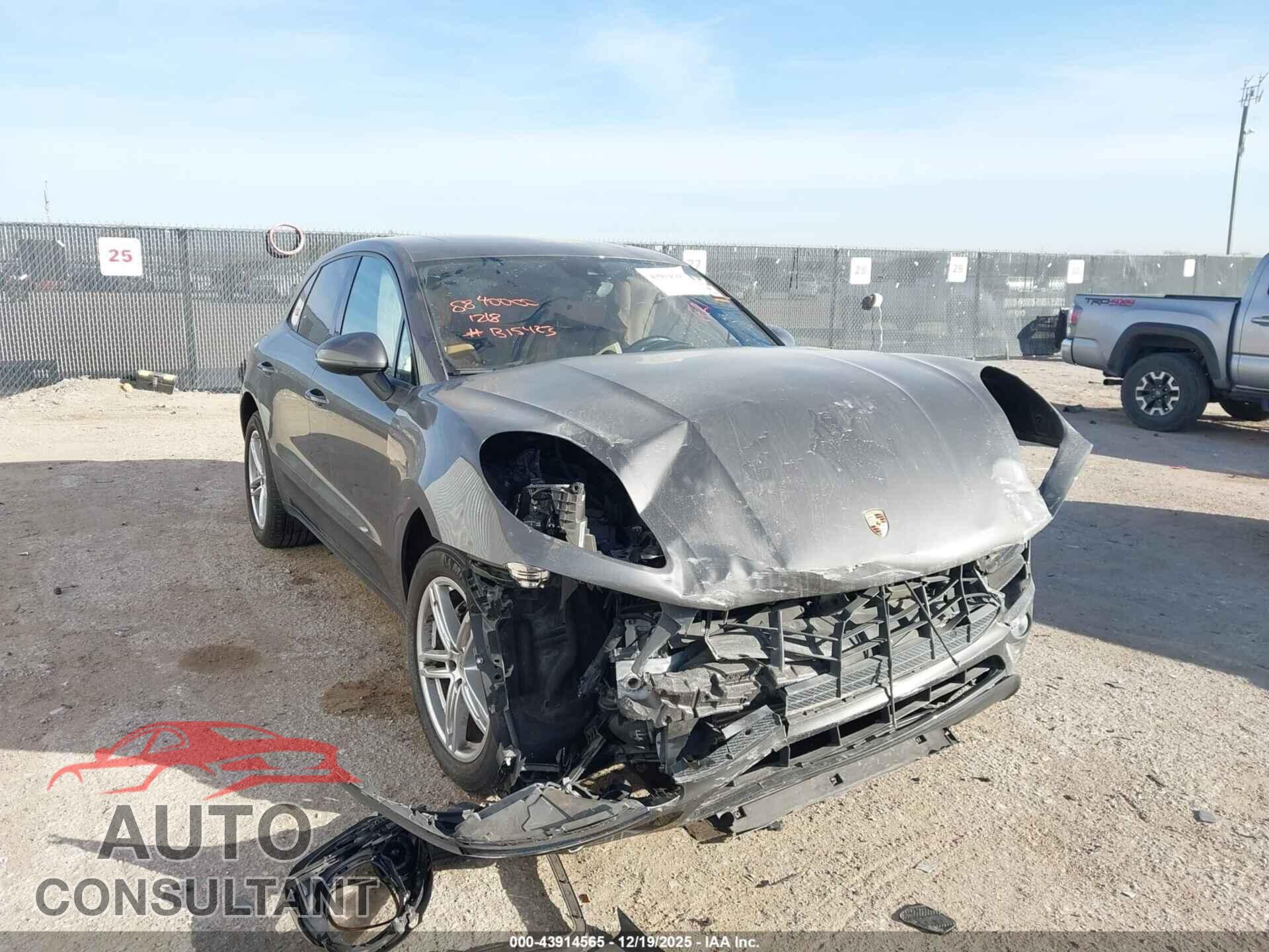 PORSCHE MACAN 2018 - WP1AA2A51JLB15423