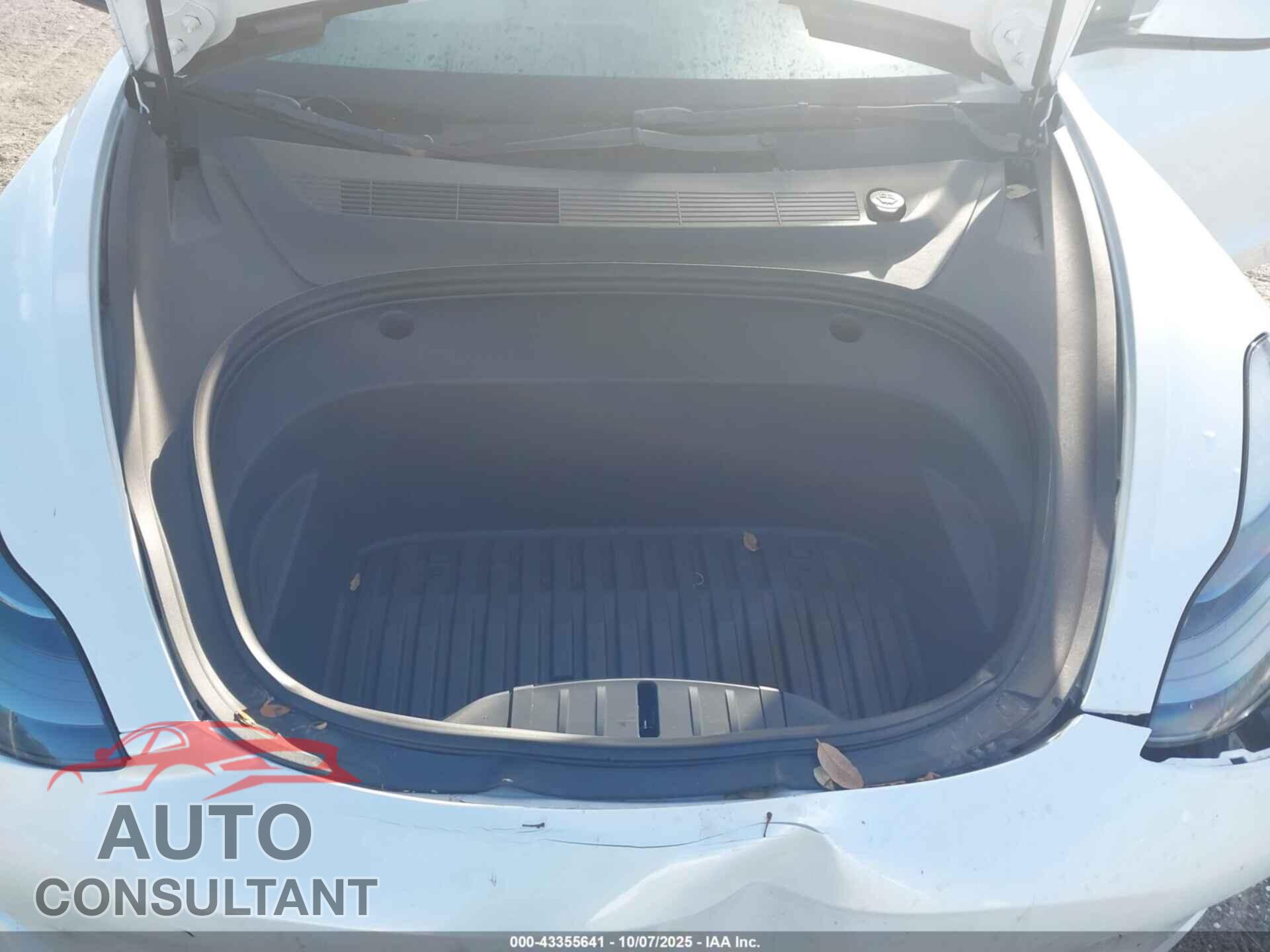 TESLA MODEL 3 2022 - 5YJ3E1EA3NF329452