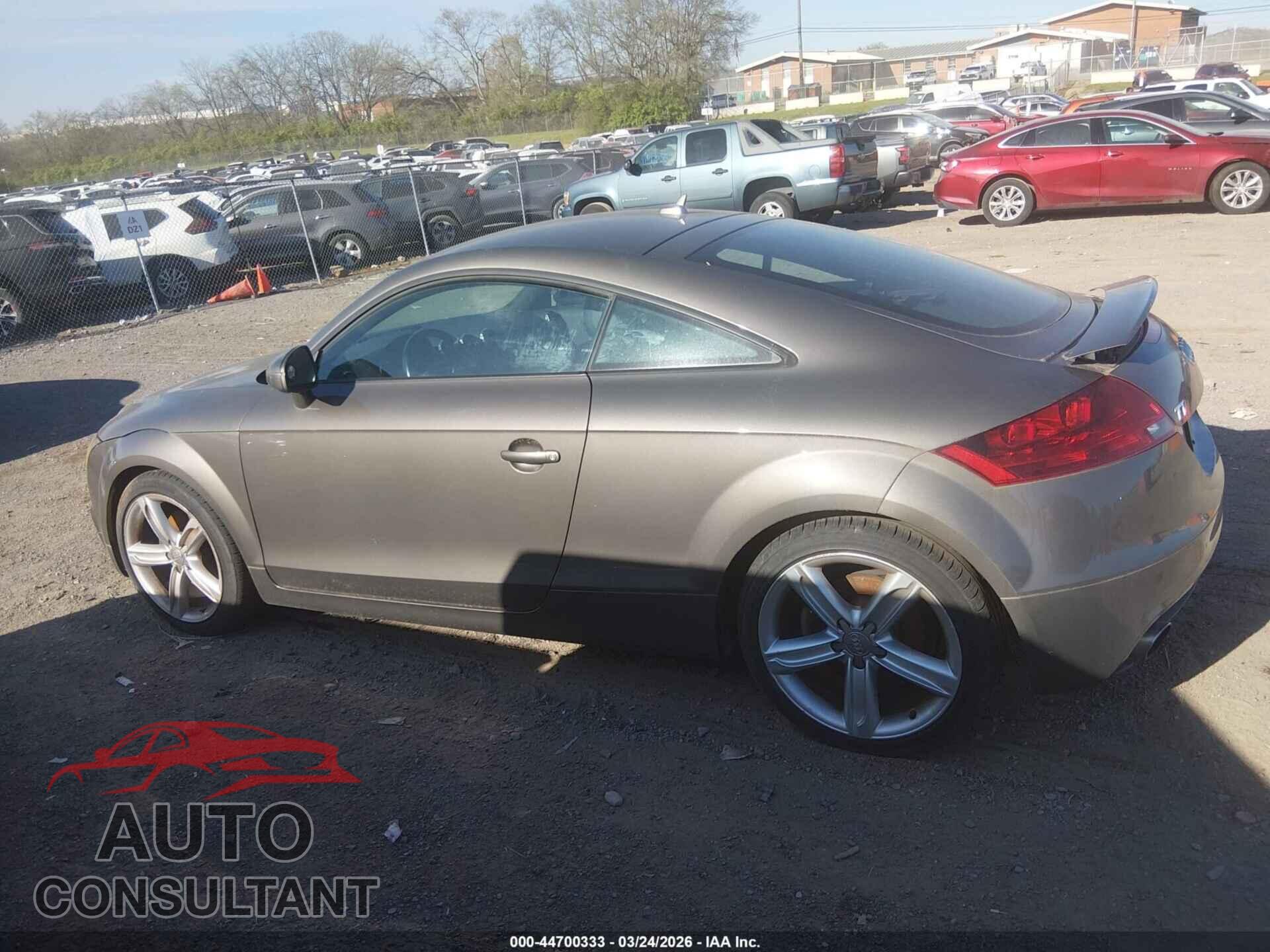 AUDI TT 2012 - TRUBFAFK6C1008517