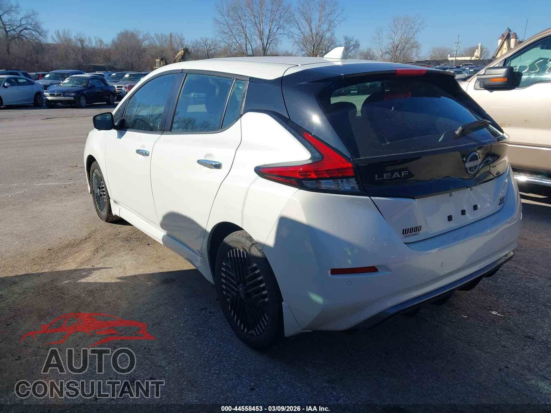 NISSAN LEAF 2023 - 1N4CZ1CV5PC553192