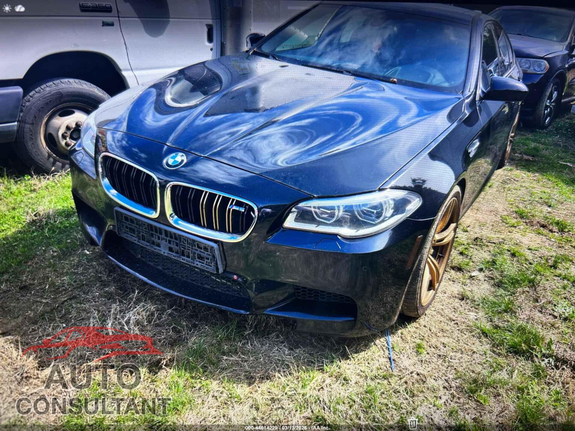 BMW M5 2015 - WBSFV9C5XFD097613