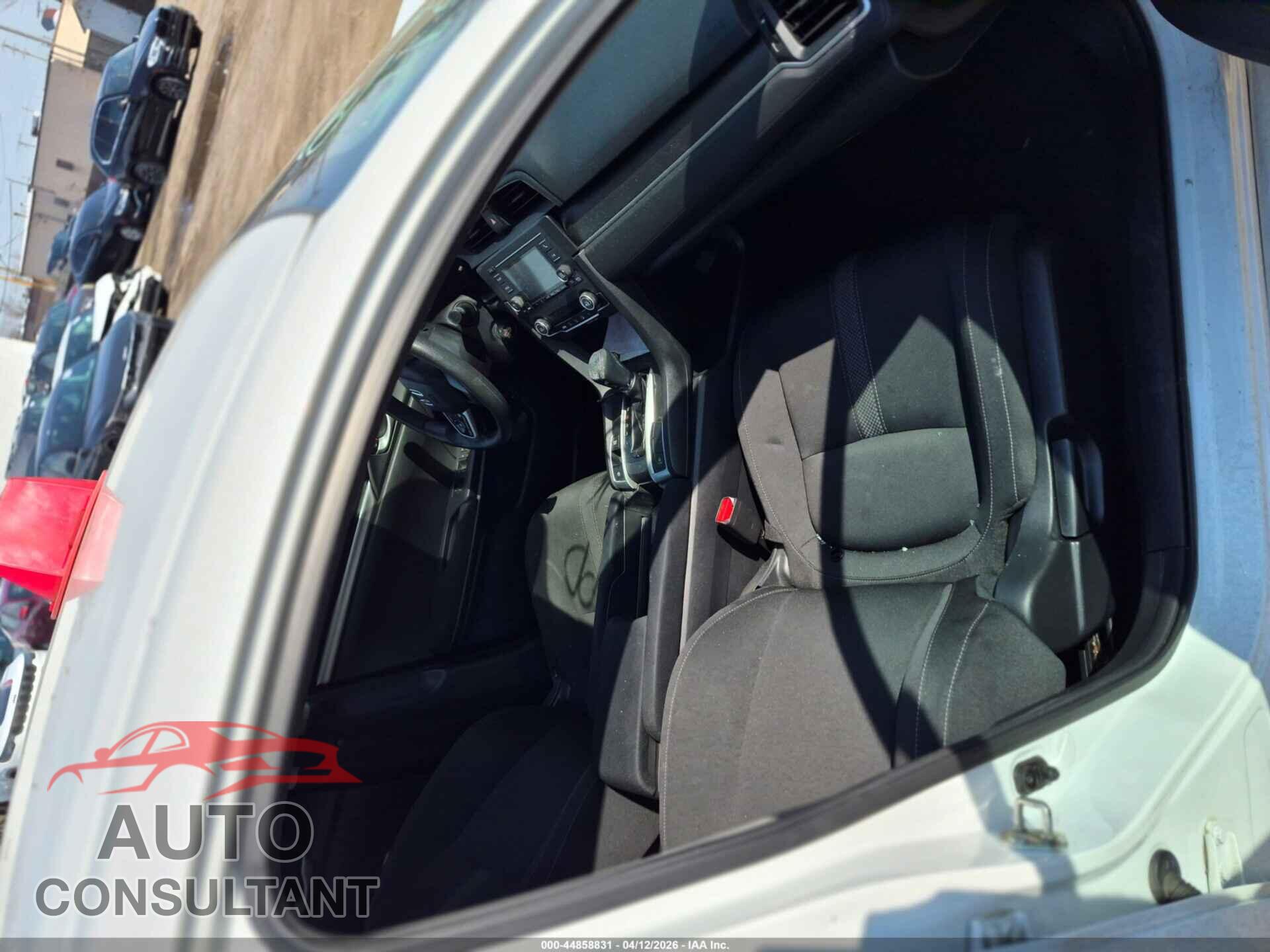 HONDA CIVIC 2019 - 2HGFC2F66KH552143