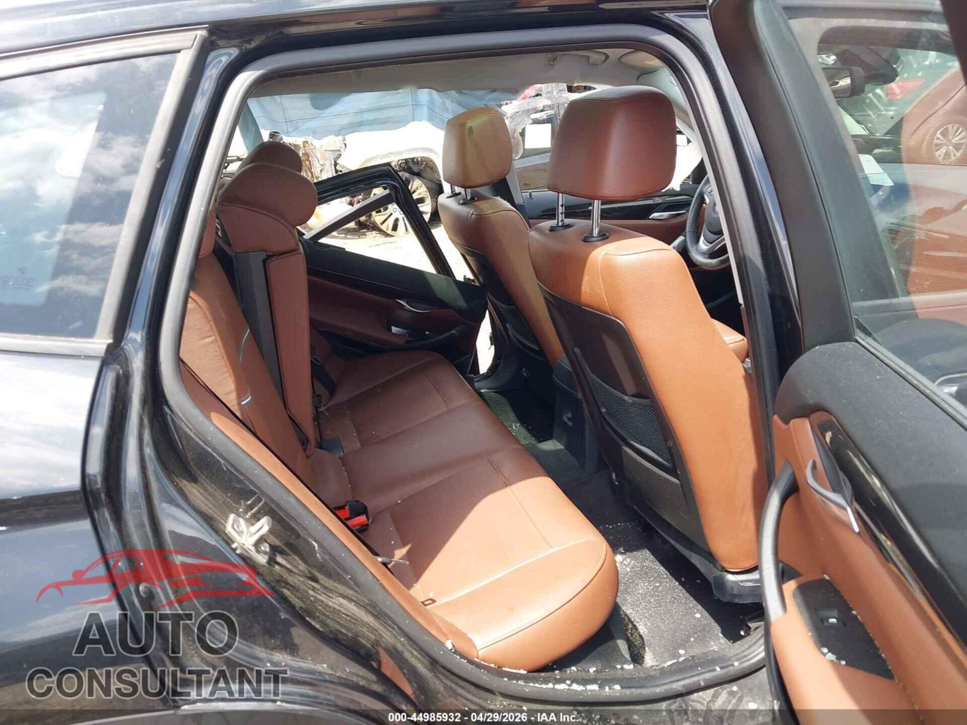 BMW X1 2014 - WBAVL1C5XEVY17543