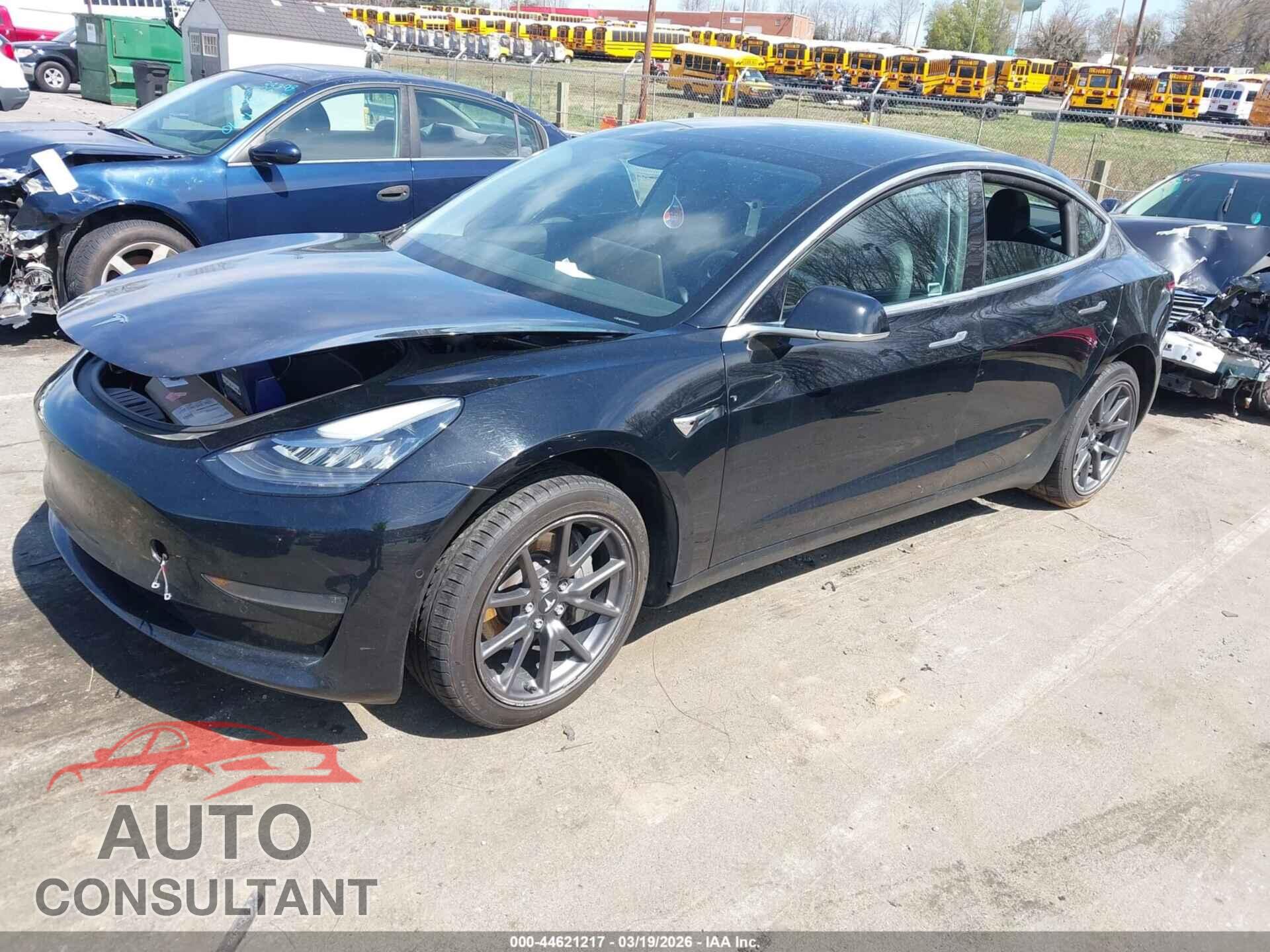 TESLA MODEL 3 2019 - 5YJ3E1EA9KF395659