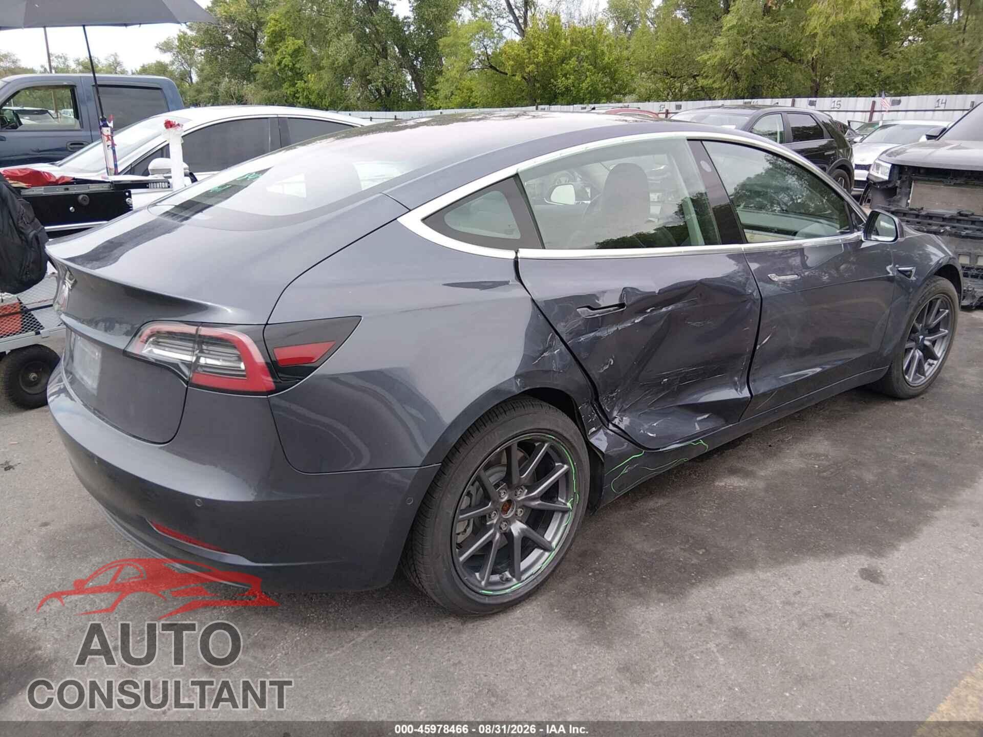 TESLA MODEL 3 2018 - 5YJ3E1EA2JF158493