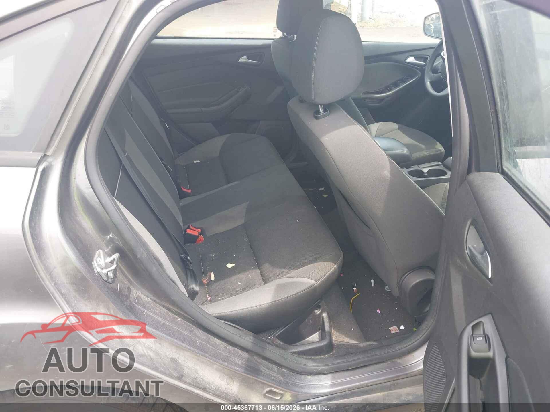 FORD FOCUS 2014 - 1FADP3F2XEL387403