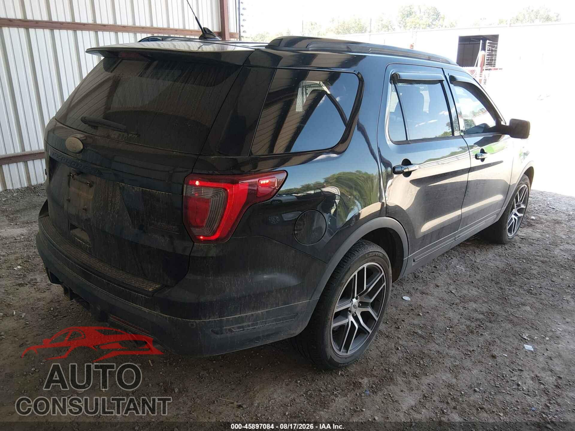 FORD EXPLORER 2018 - 1FM5K8GTXJGB13750