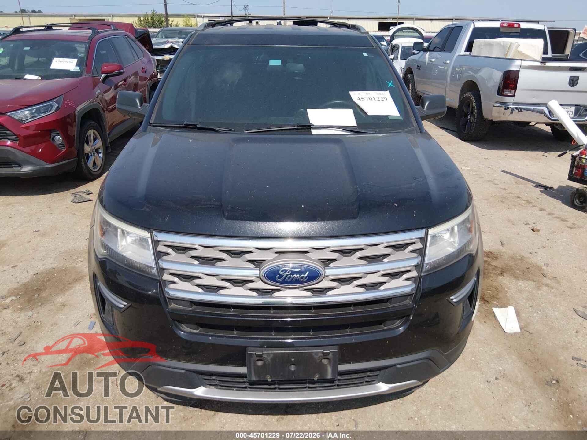 FORD EXPLORER 2018 - 1FM5K7D80JGB30535