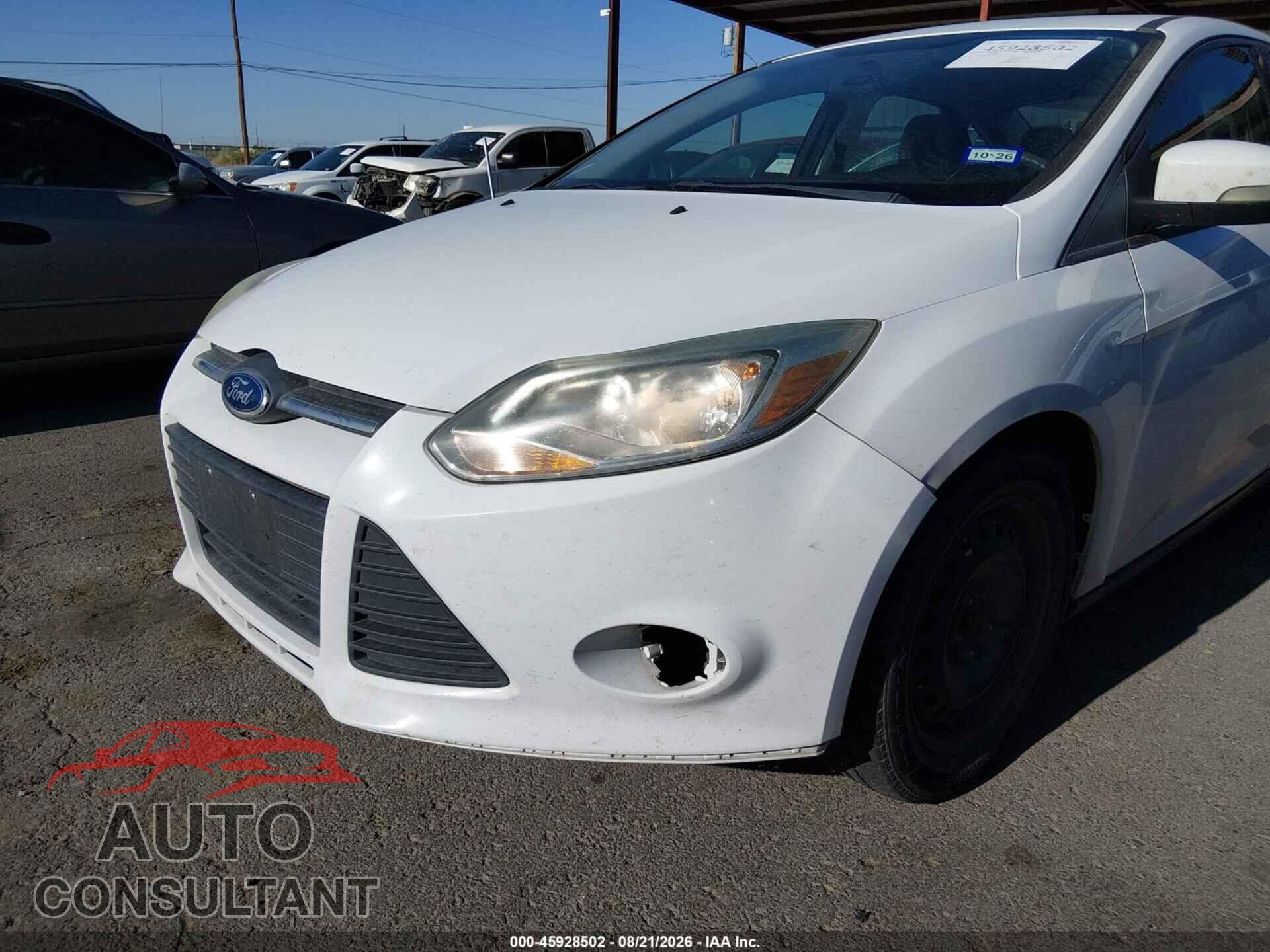 FORD FOCUS 2014 - 1FADP3F22EL383345