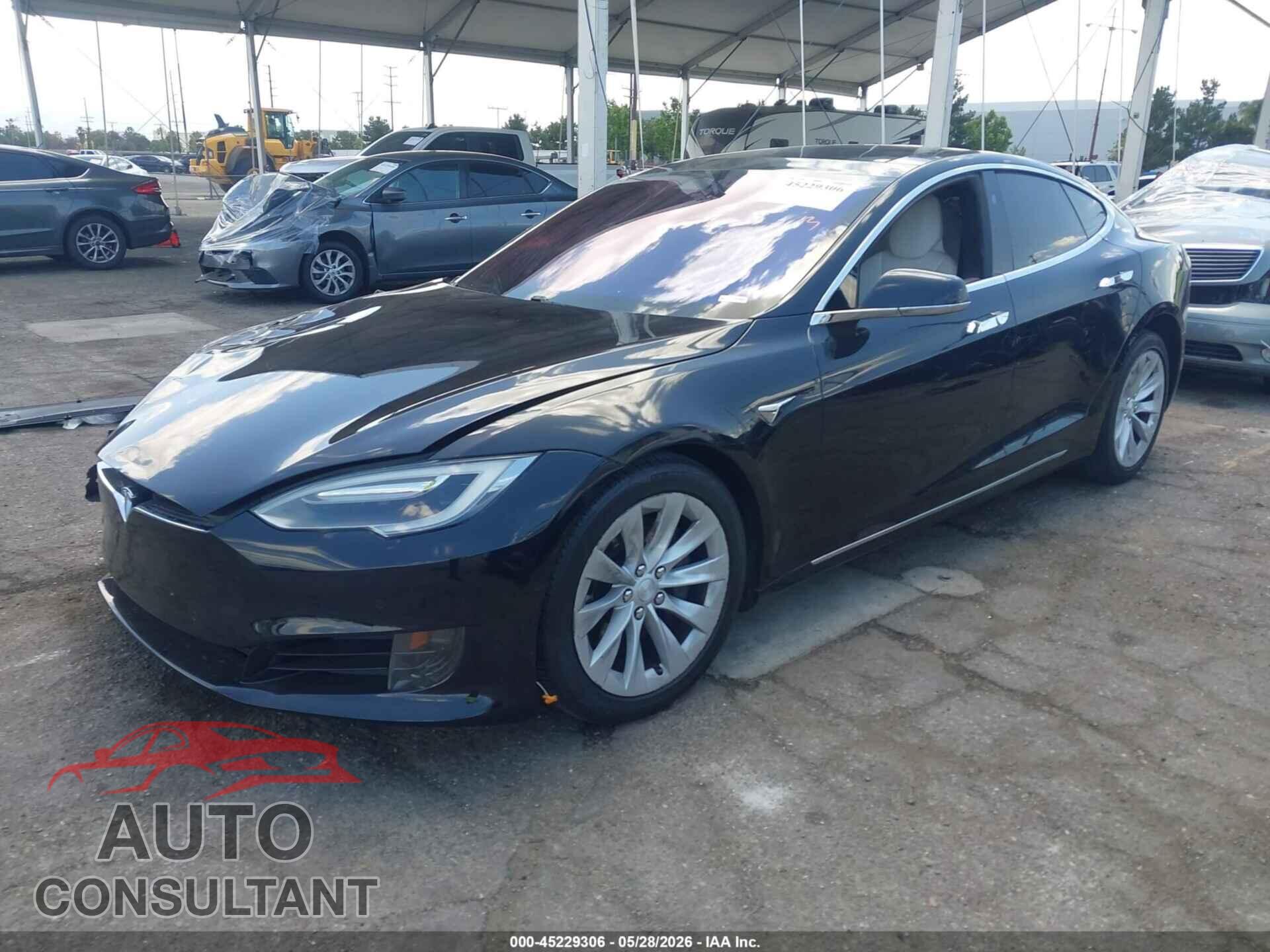 TESLA MODEL S 2017 - 5YJSA1E23HF205086