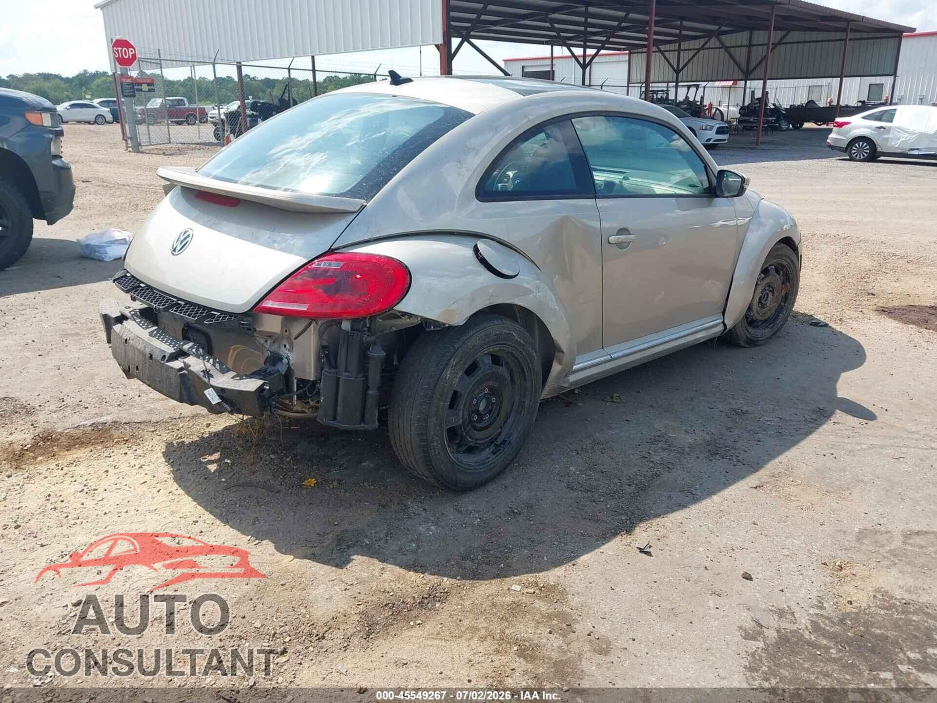 VOLKSWAGEN BEETLE 2013 - 3VWJX7AT7DM664507