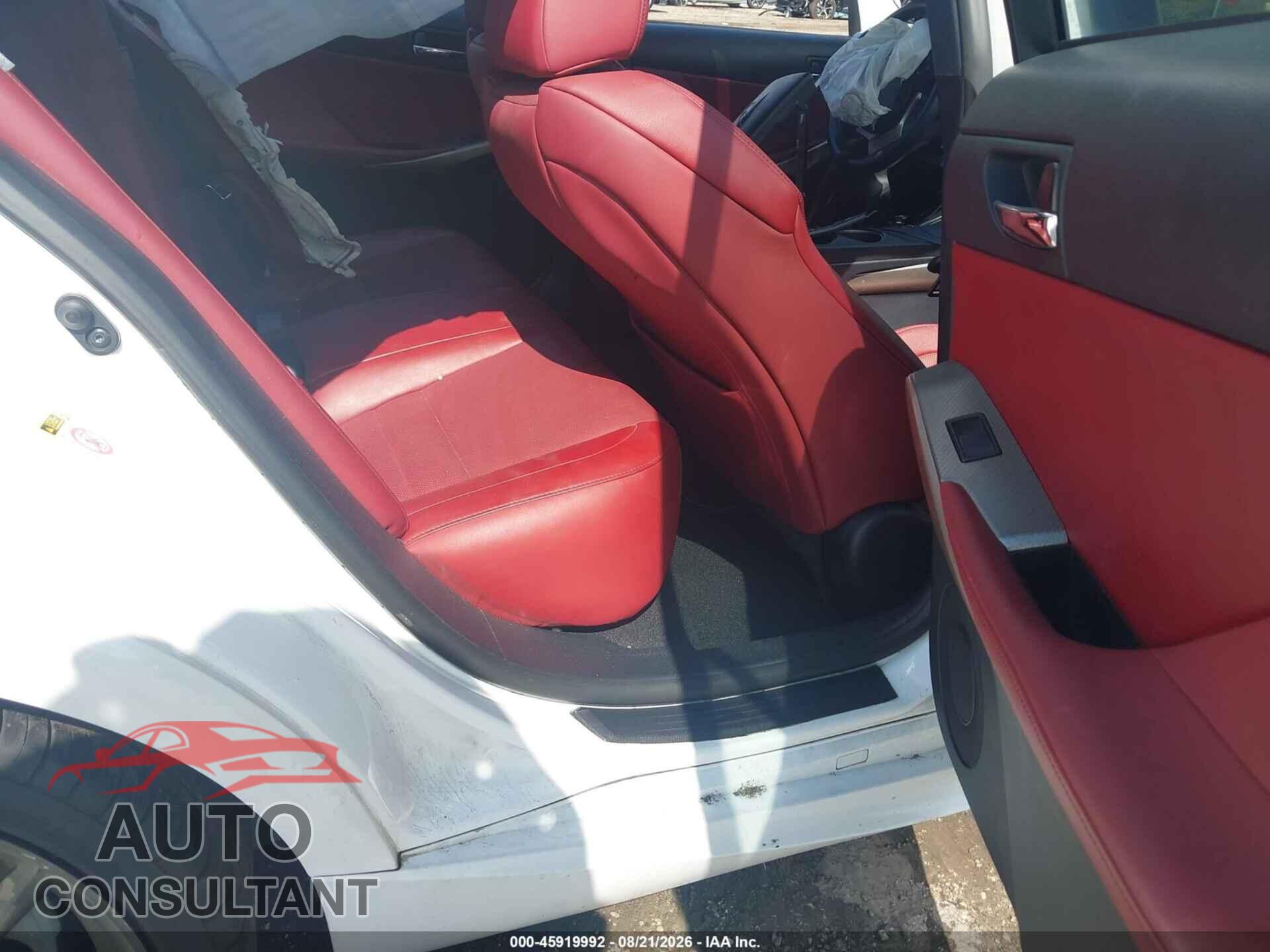 LEXUS IS 250 2015 - JTHBF1D20F5051114