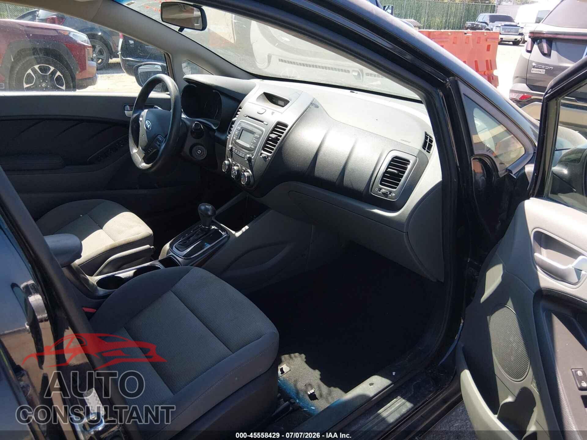 KIA FORTE 2017 - 3KPFK4A79HE059218