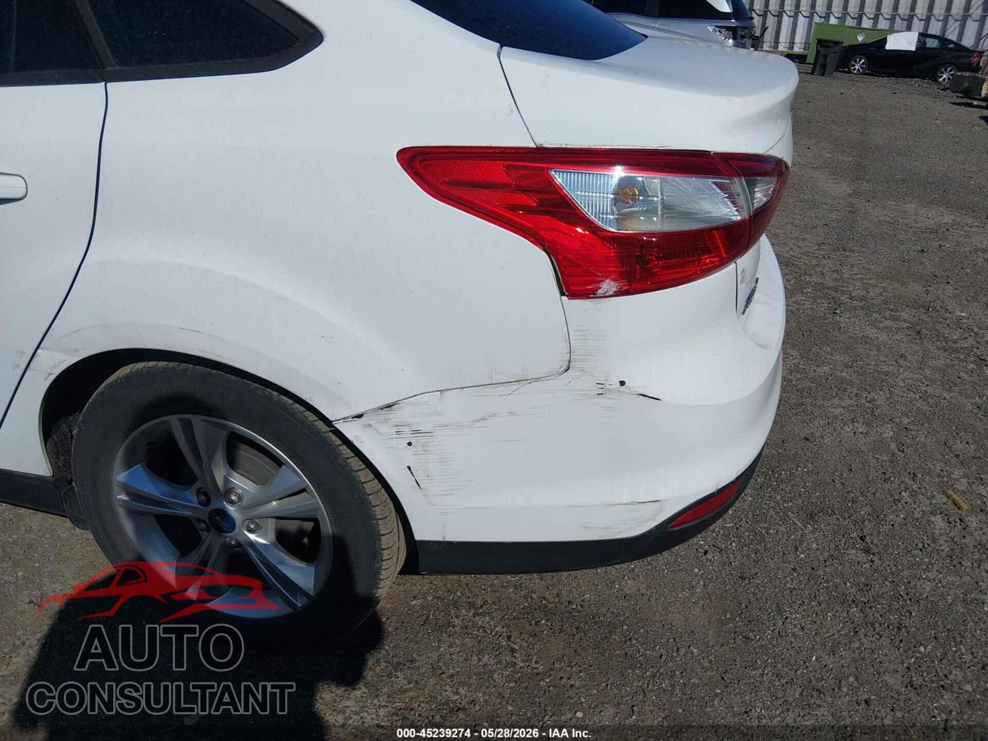 FORD FOCUS 2014 - 1FADP3F29EL146948