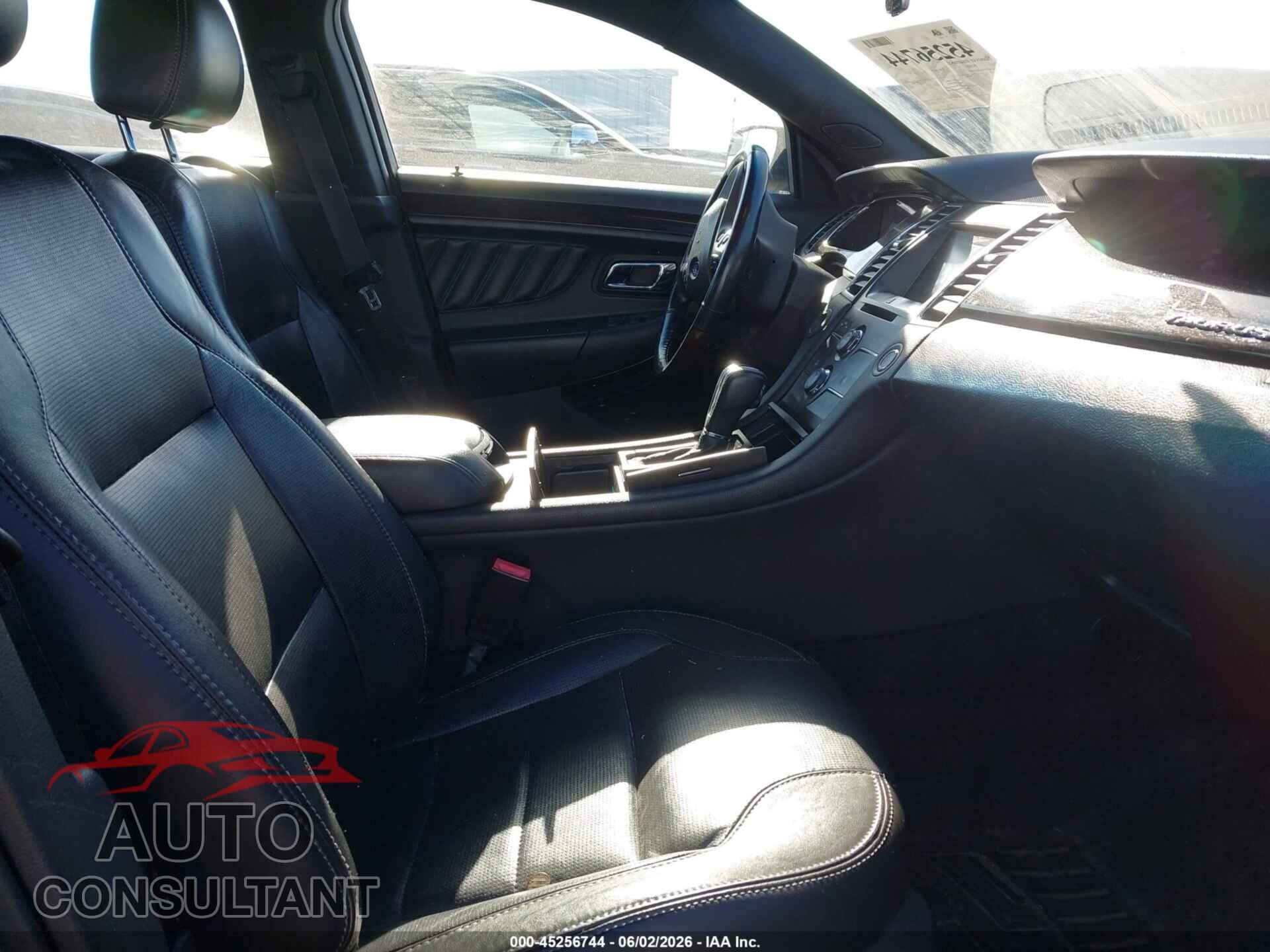 FORD TAURUS 2013 - 1FAHP2F81DG232147