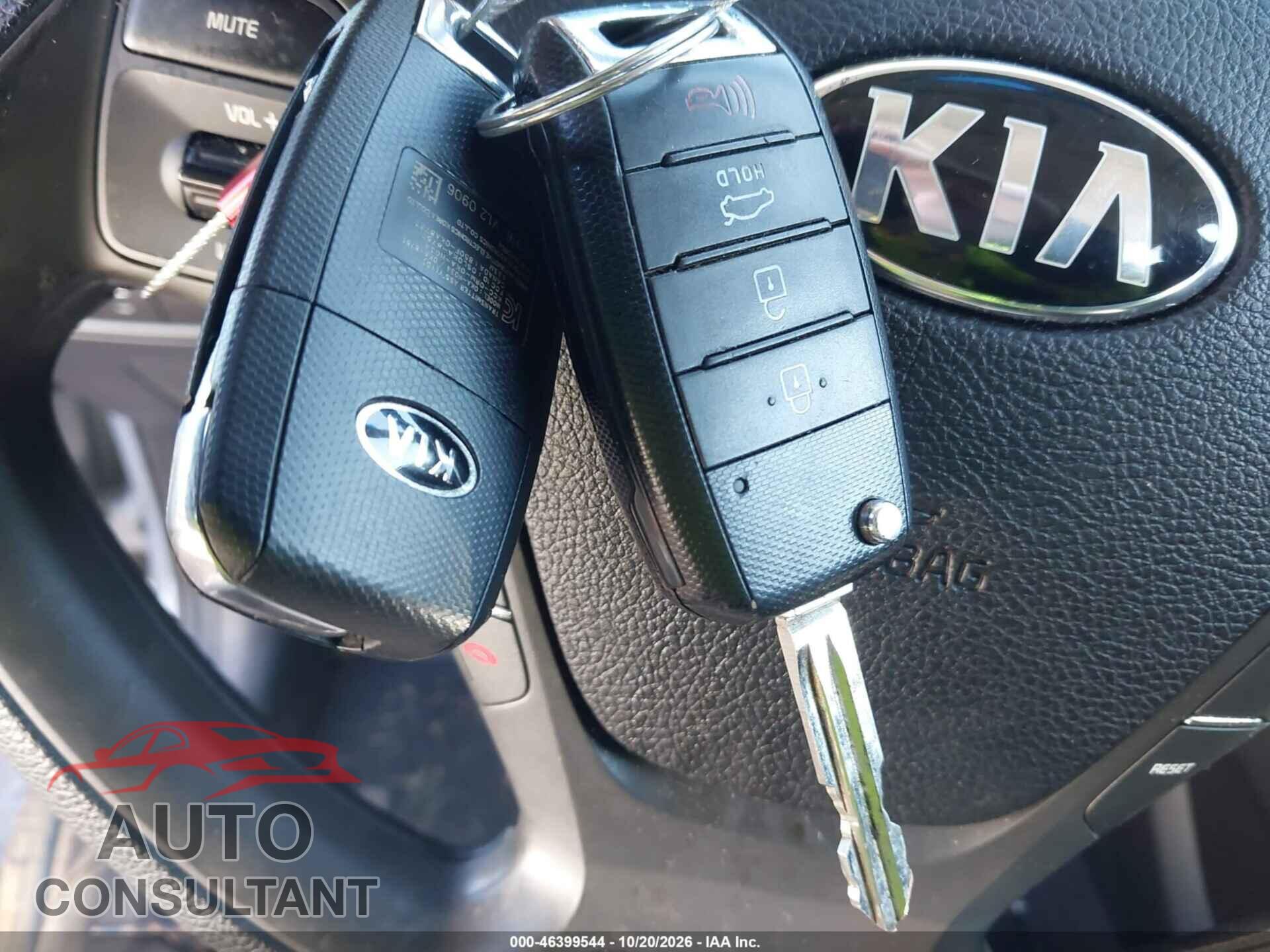KIA FORTE 2017 - 3KPFK4A74HE033657