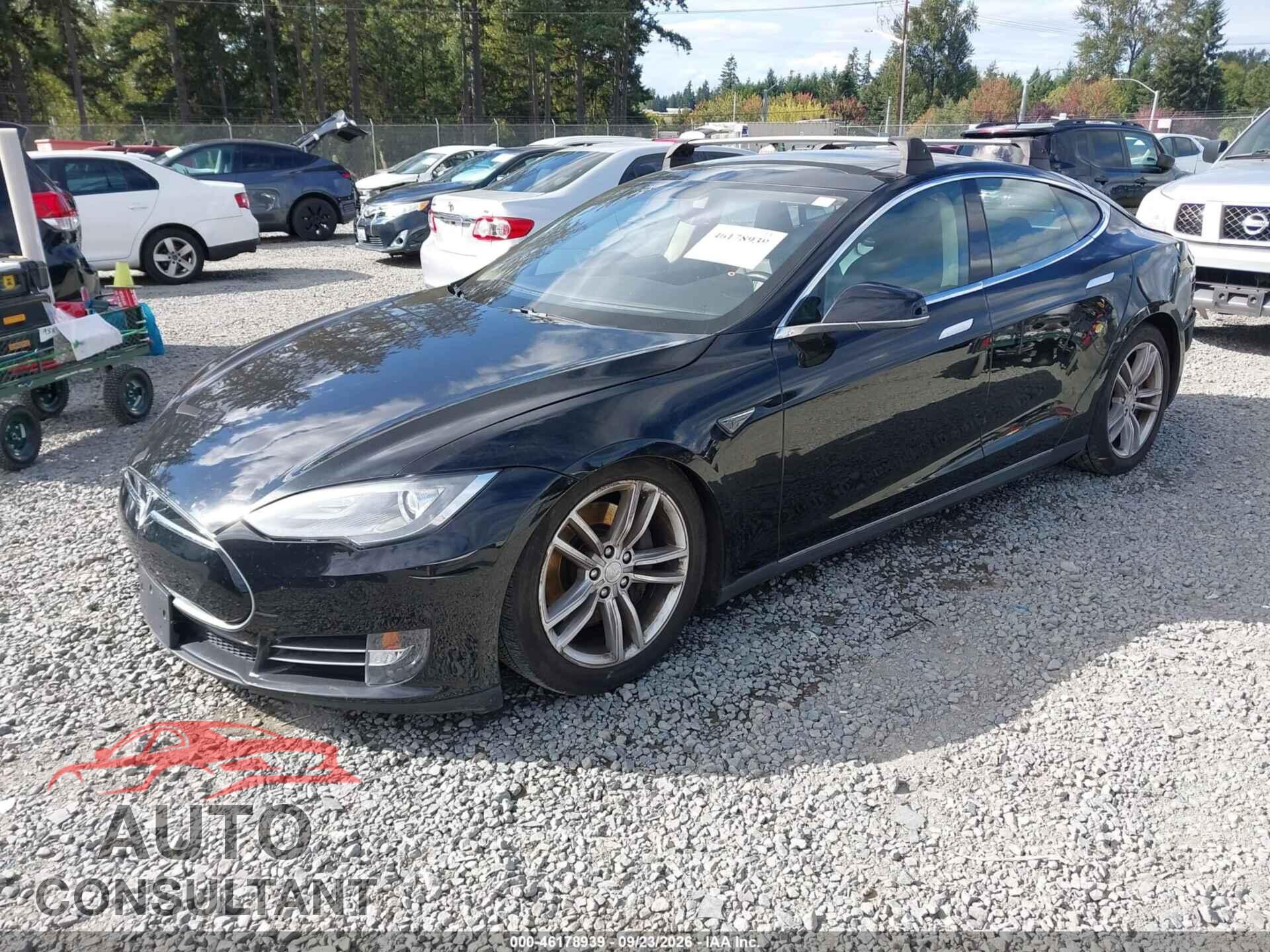 TESLA MODEL S 2013 - 5YJSA1CP4DFP23376
