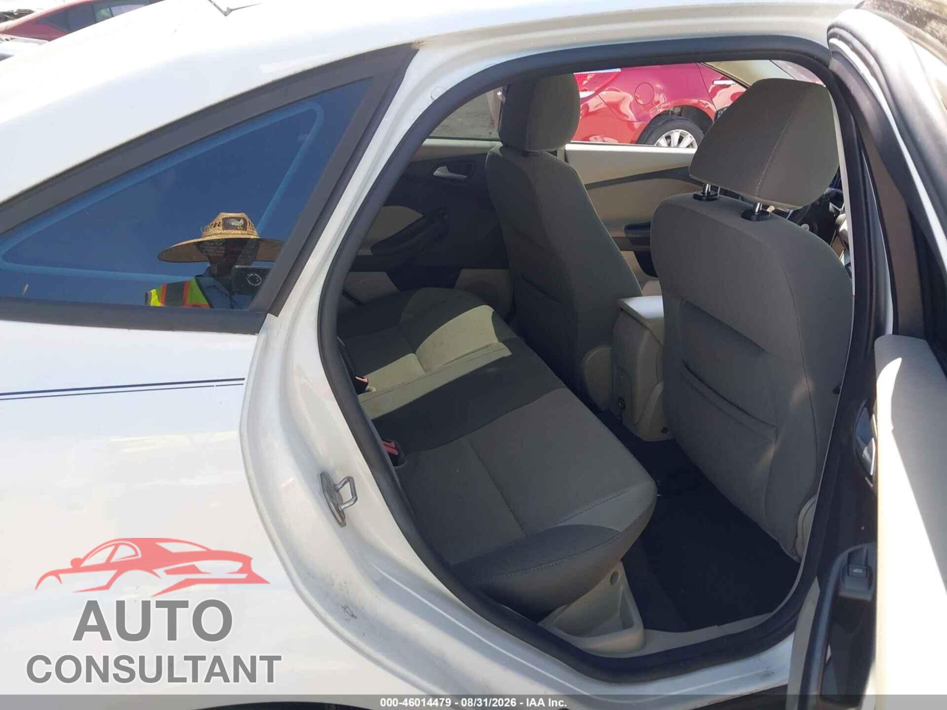 FORD FOCUS 2014 - 1FADP3F25EL103627