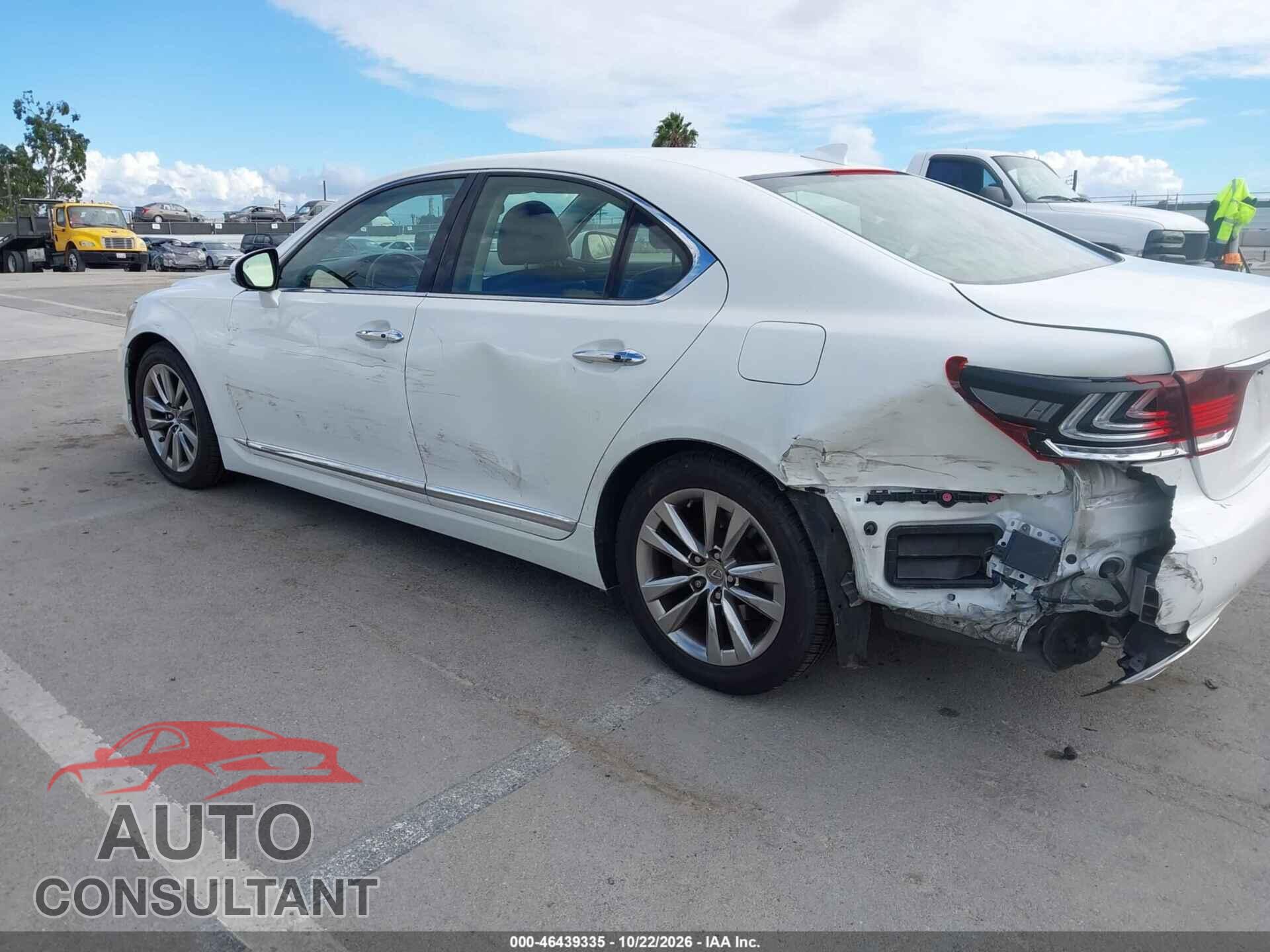 LEXUS LS 460 2015 - JTHBL5EF8F5137434