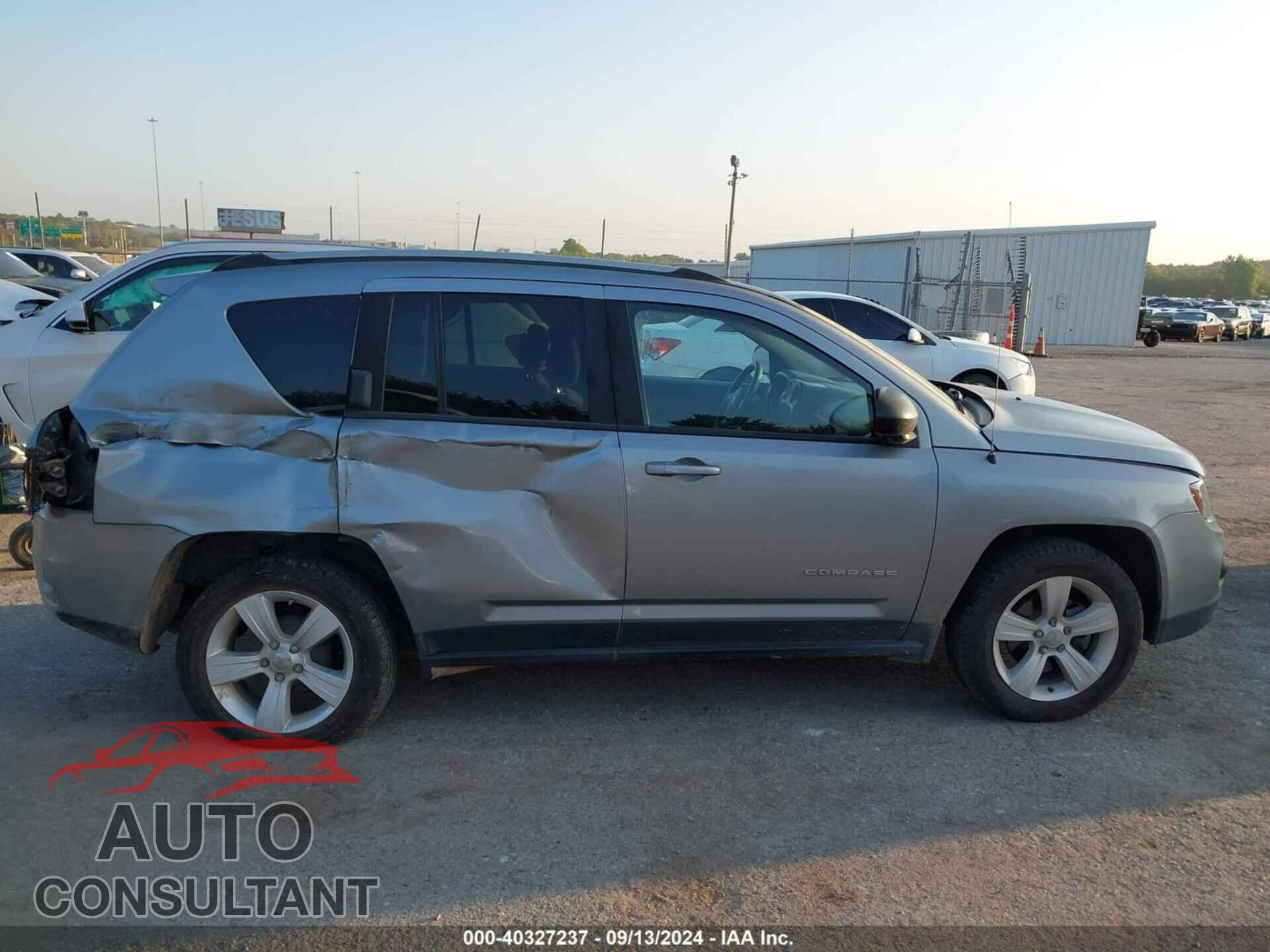 JEEP COMPASS 2017 - 1C4NJCBA2HD123782