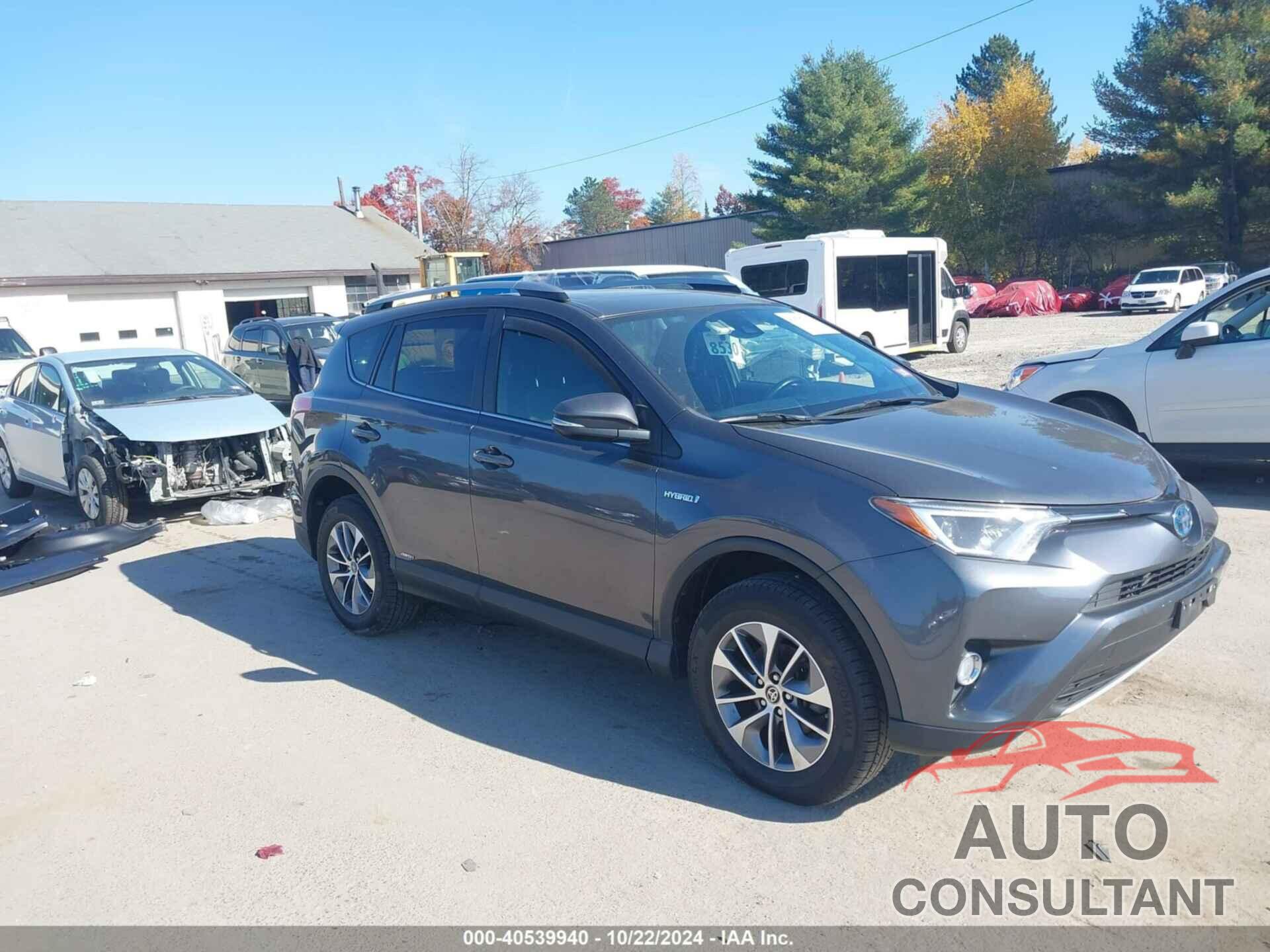 TOYOTA RAV4 HYBRID 2017 - JTMRJREV3HD110591