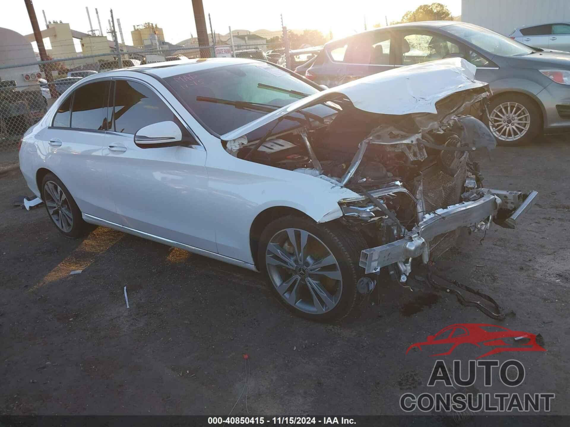 MERCEDES-BENZ C 300 2020 - W1KWF8DB0LR572467