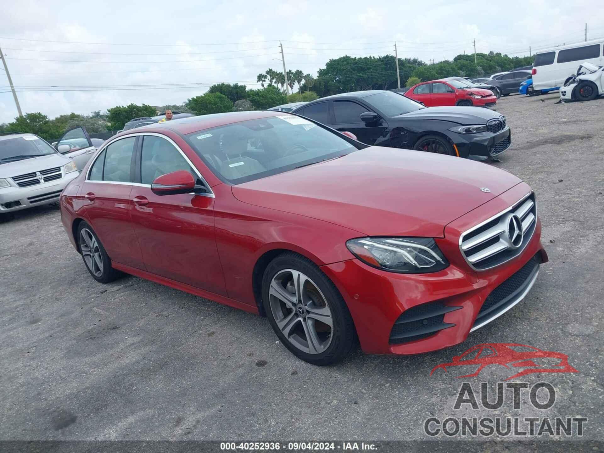 MERCEDES-BENZ E 300 2018 - WDDZF4JB3JA485779