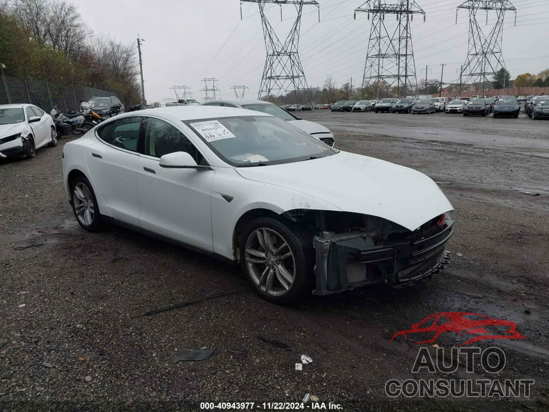 TESLA MODEL S 2014 - 5YJSA1H1XEFP52239