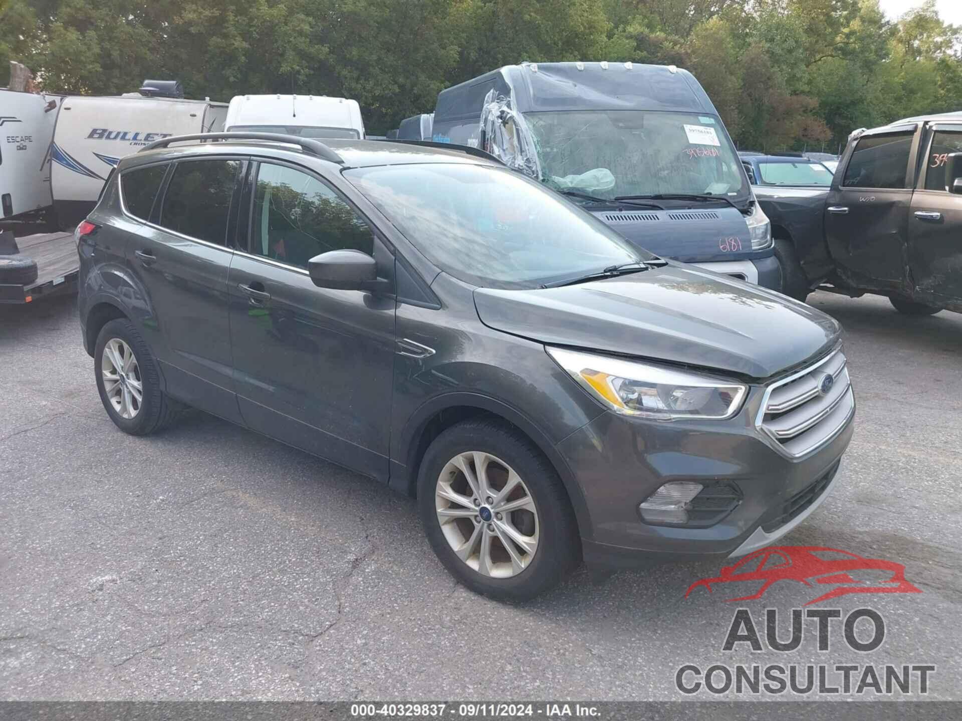 FORD ESCAPE 2018 - 1FMCU0GD9JUC05204