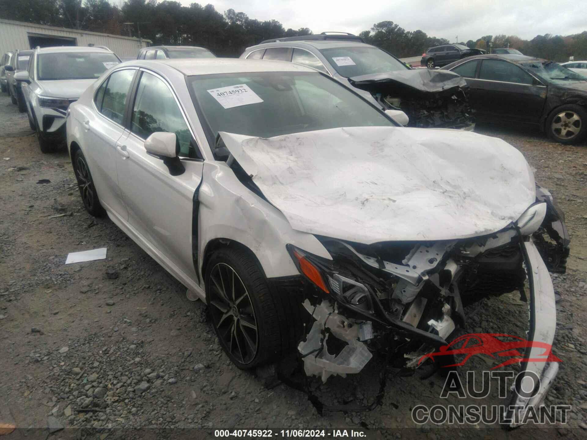 TOYOTA CAMRY 2024 - 4T1G11AK7RU909596