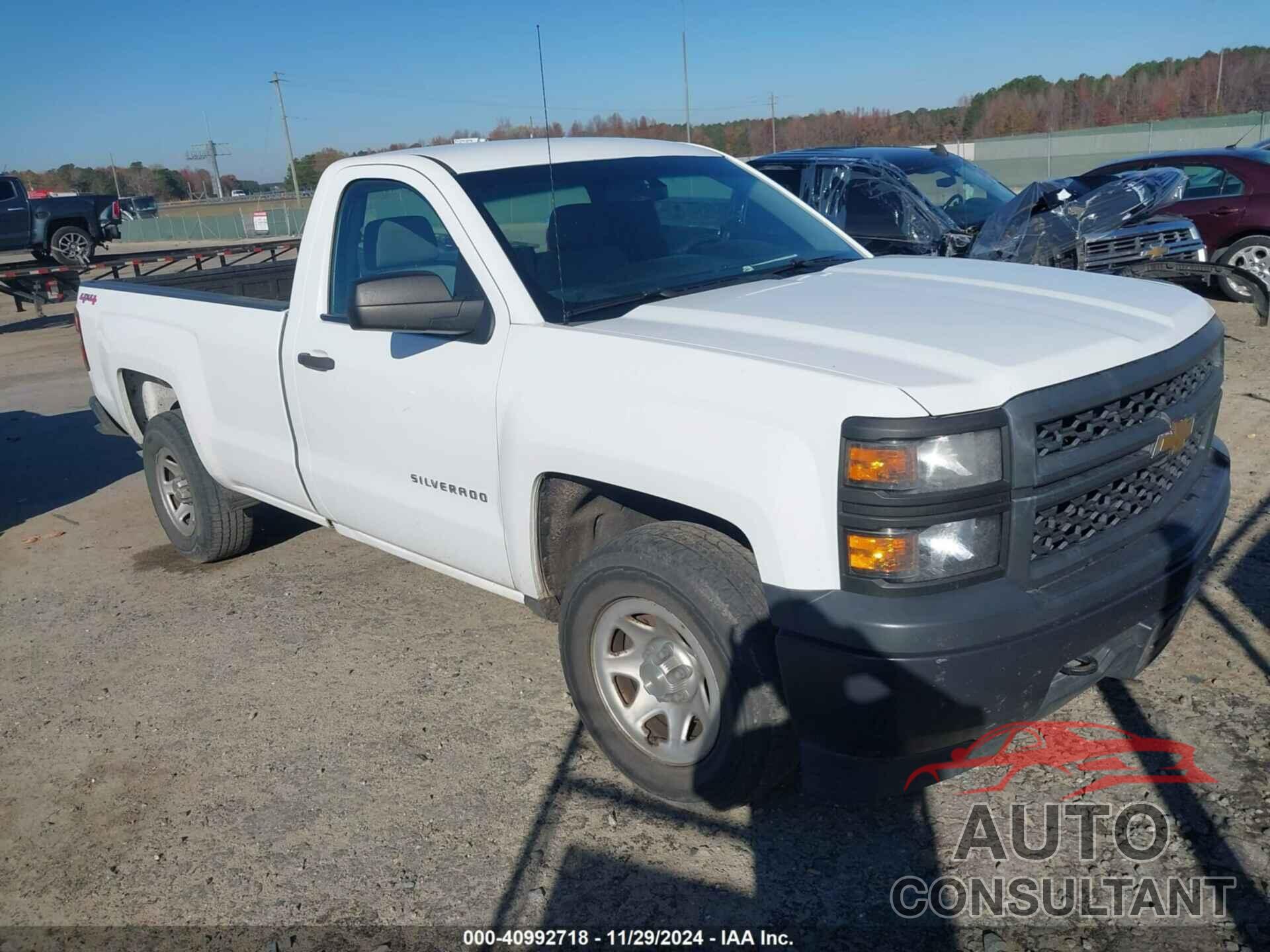 CHEVROLET SILVERADO 1500 2015 - 1GCNKPEH3FZ413252