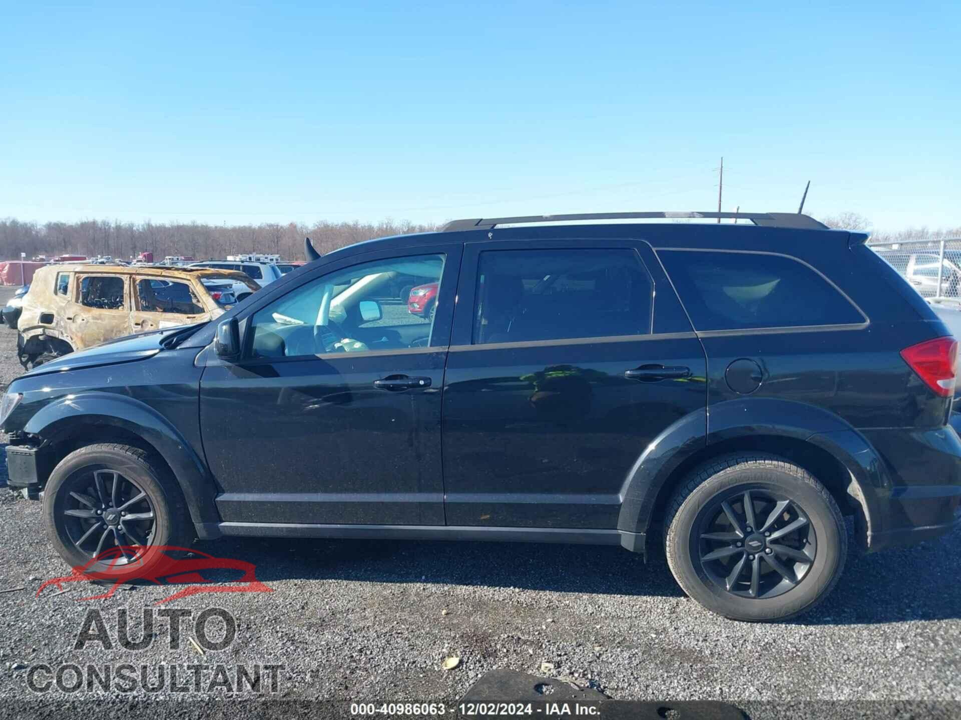 DODGE JOURNEY 2019 - 3C4PDCBB3KT779077