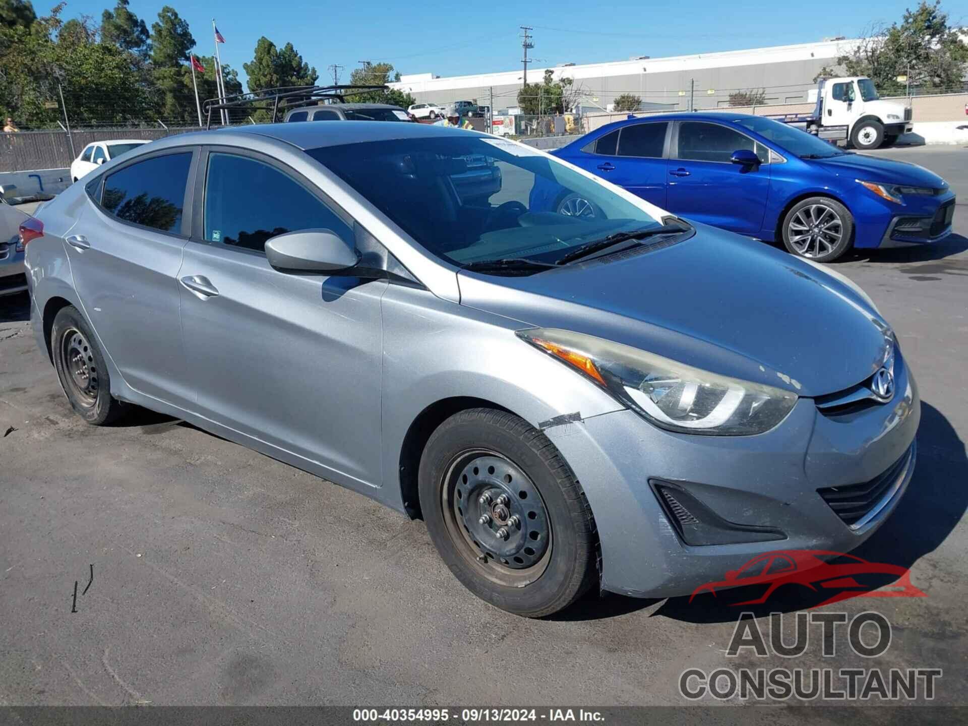 HYUNDAI ELANTRA 2016 - 5NPDH4AE9GH743085