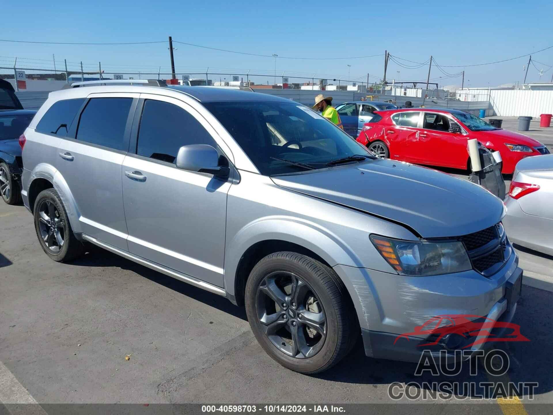 DODGE JOURNEY 2018 - 3C4PDCGG5JT379072