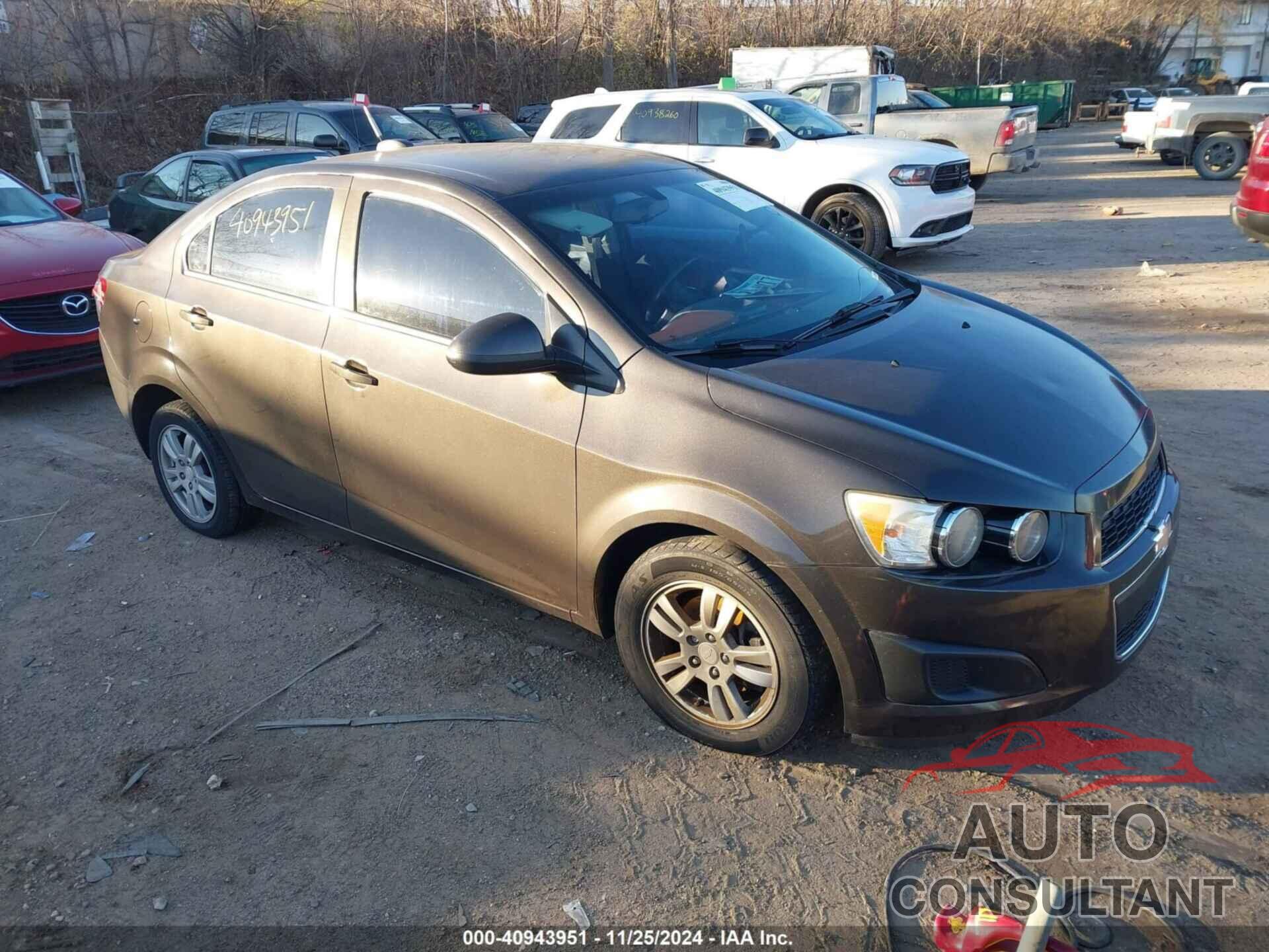 CHEVROLET SONIC 2016 - 1G1JC5SH3G4126487